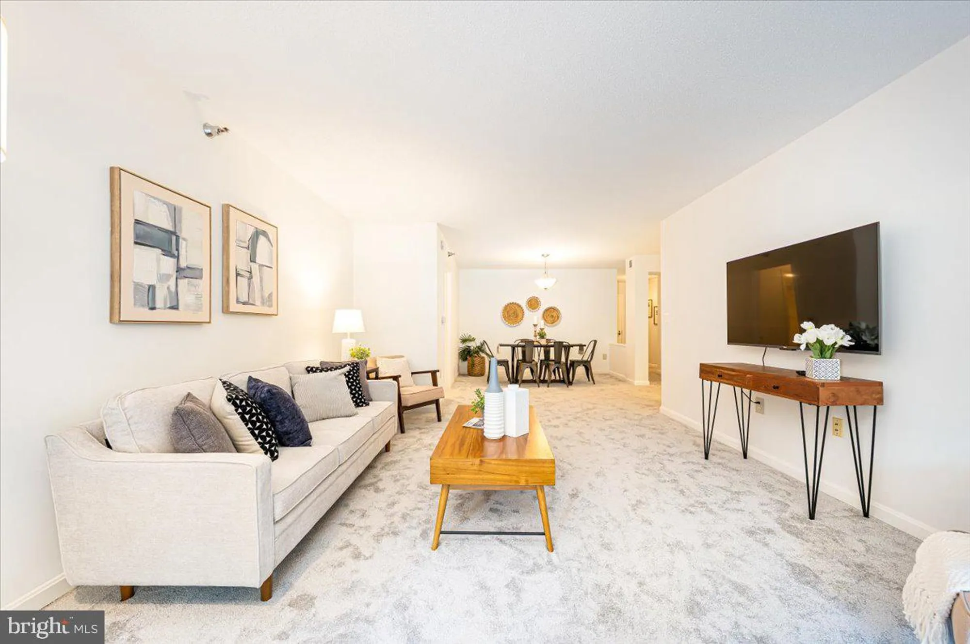 Property Slideshow image 4 of 47 | 14805 pennfield cir apt 201, Silver Spring, MD, 20906