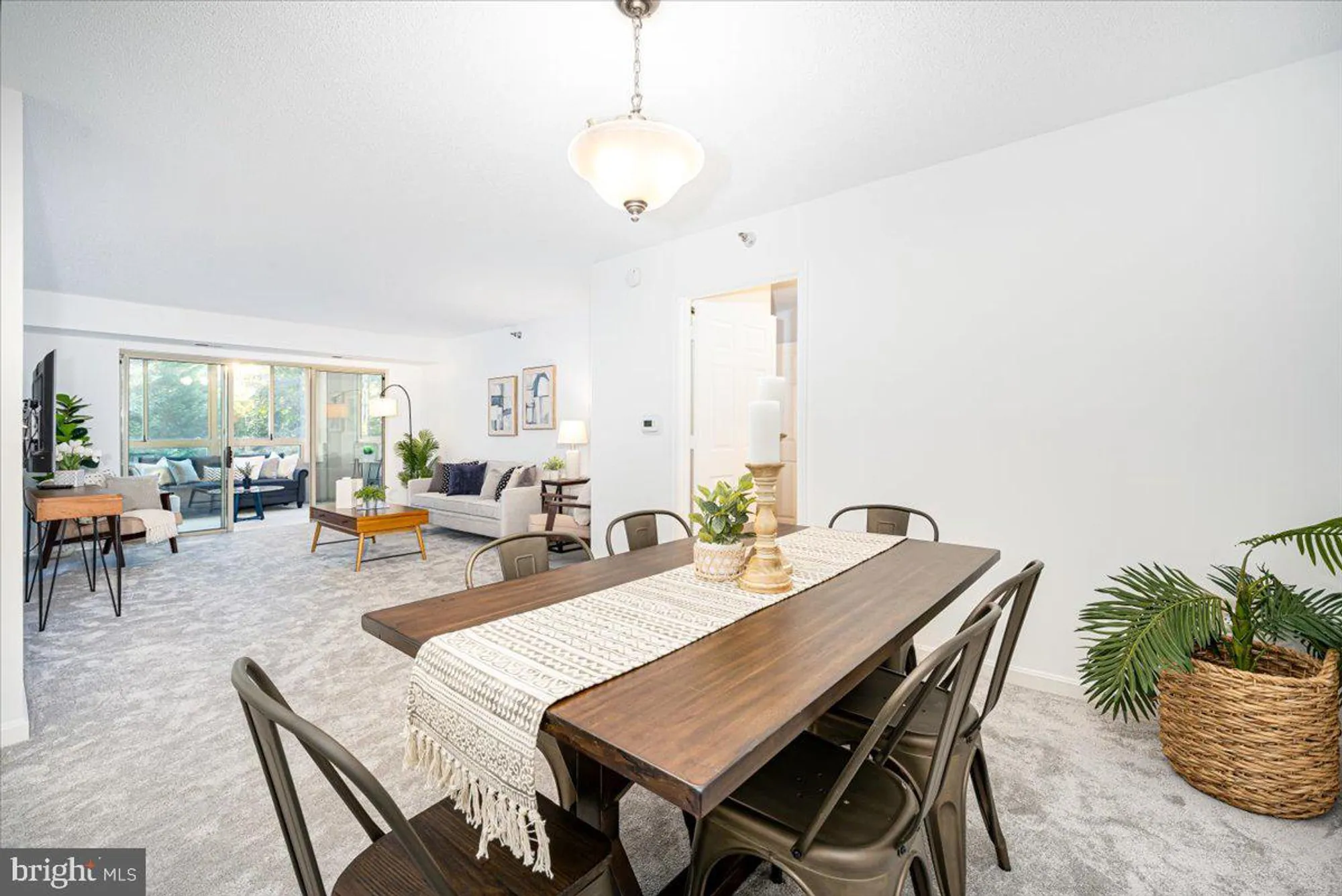 Property Slideshow image 9 of 47 | 14805 pennfield cir apt 201, Silver Spring, MD, 20906