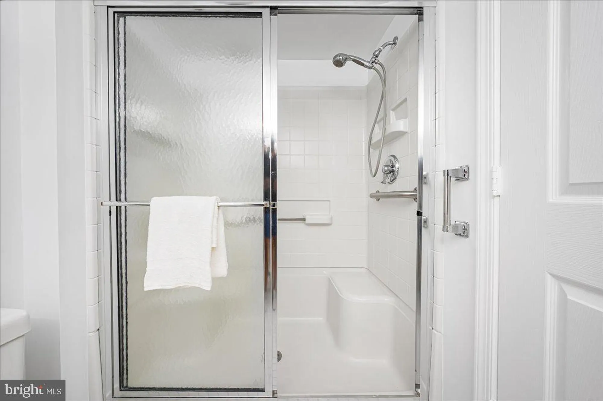 Property Slideshow image 21 of 47 | 14805 pennfield cir apt 201, Silver Spring, MD, 20906
