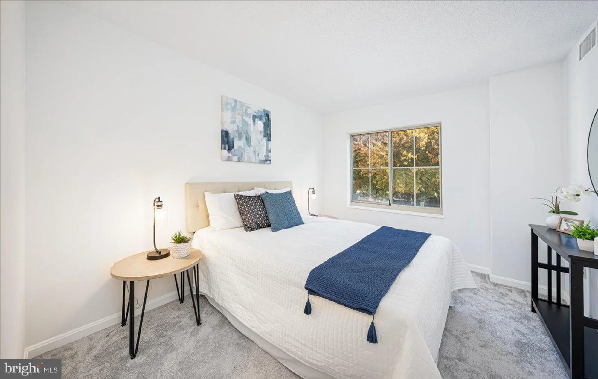 Property Slideshow image 28 of 47 | 14805 pennfield cir apt 201, Silver Spring, MD, 20906