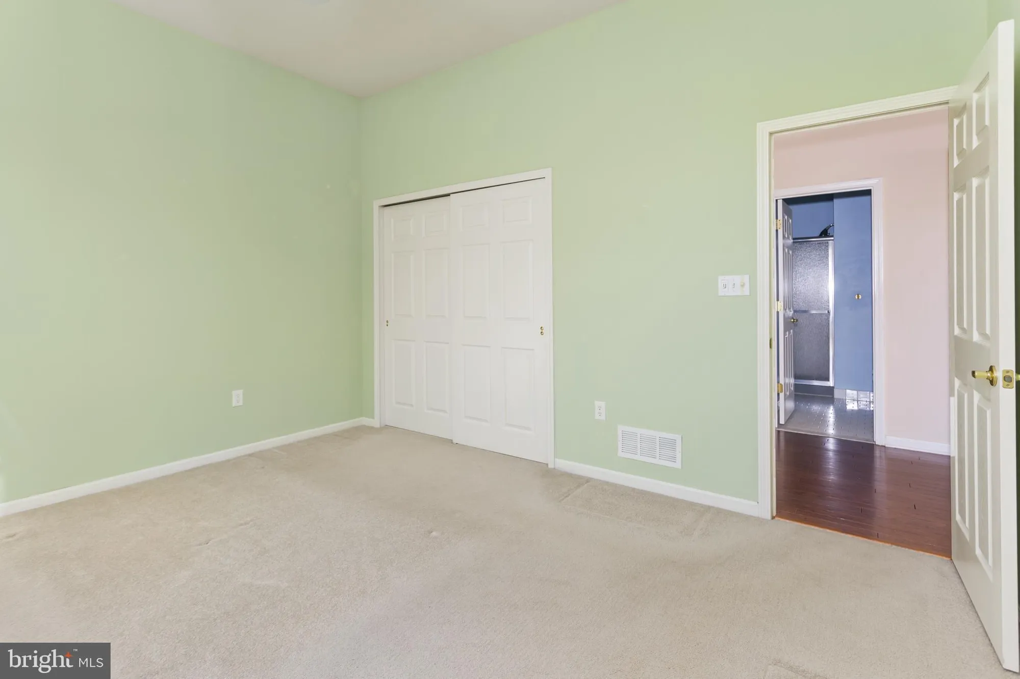 Property Slideshow image 27 of 33 | 33 bunker hill dr, Allentown, NJ, 08501