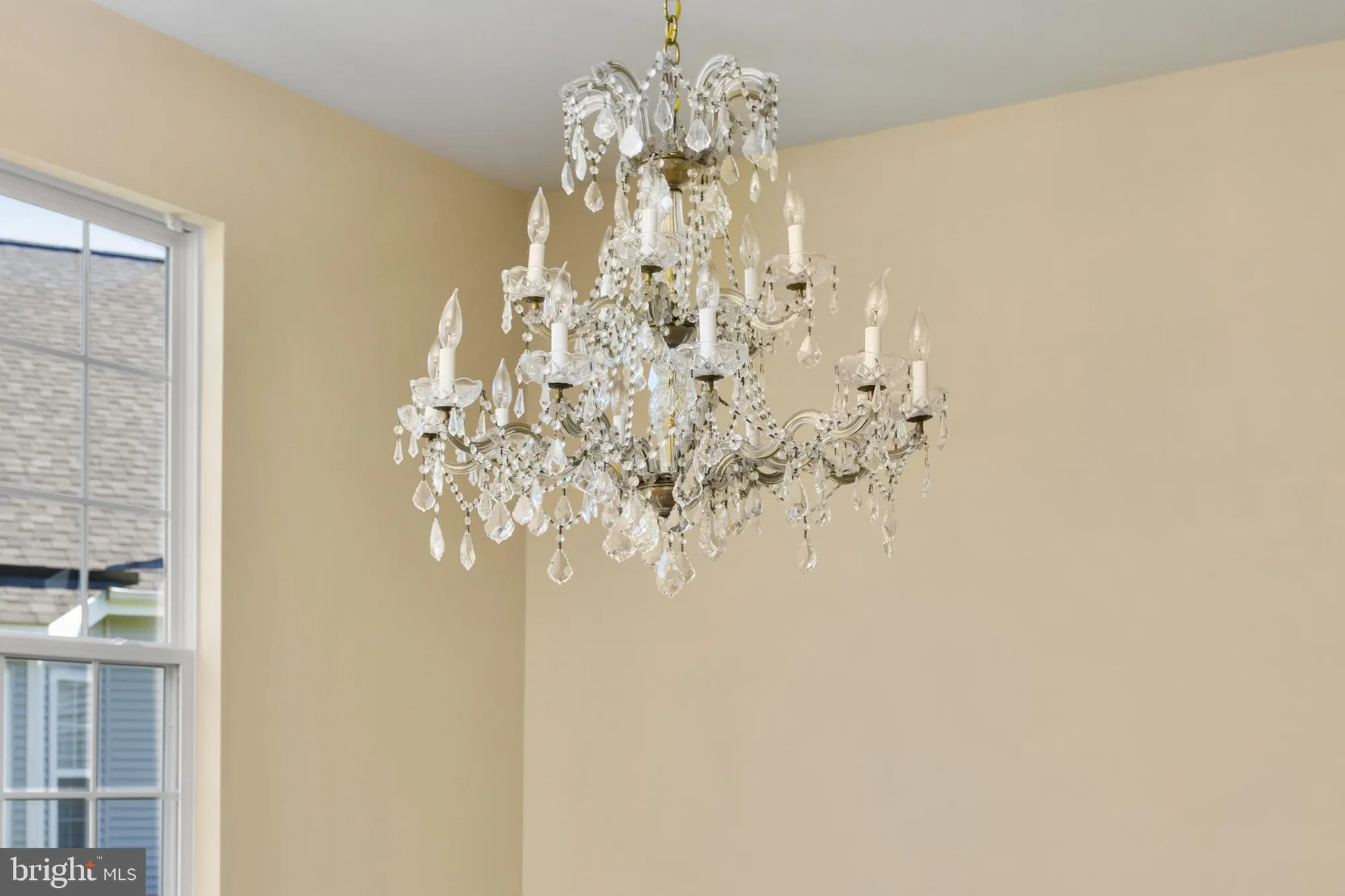 Property Slideshow image 10 of 33 | 33 bunker hill dr, Allentown, NJ, 08501