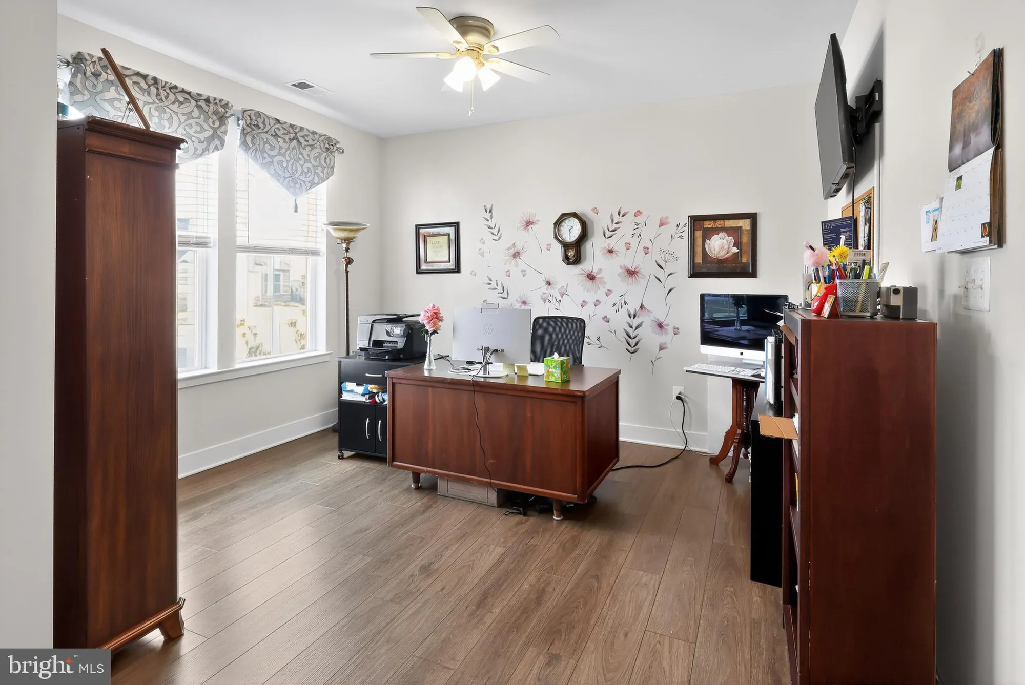 Property Slideshow image 2 of 14 | 663 mayfield falls dr, Newark, DE, 19702