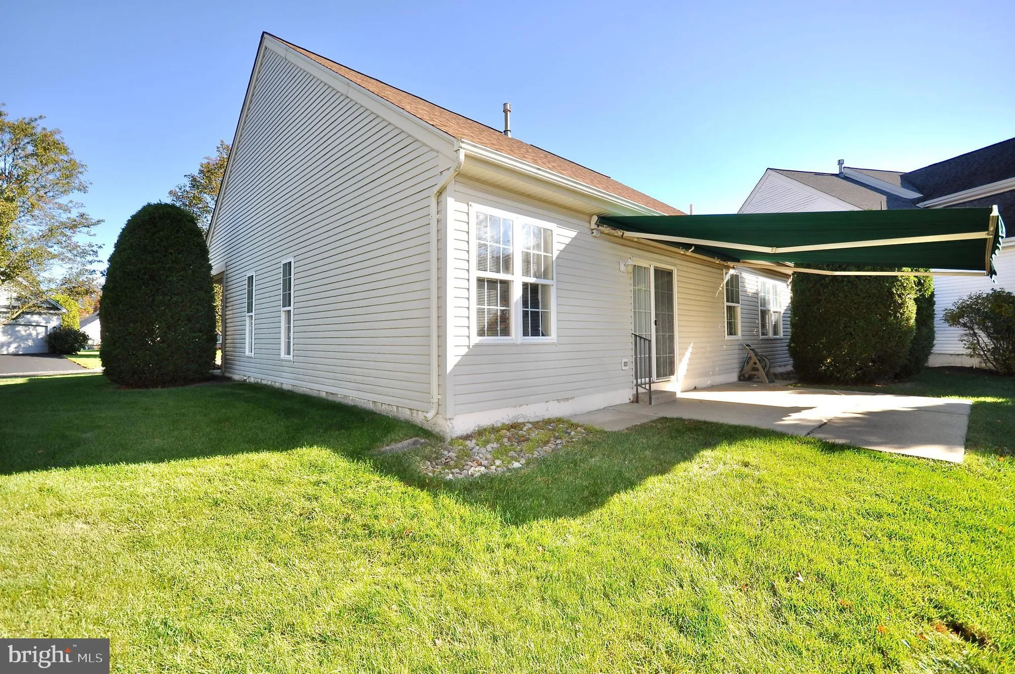 Property Slideshow image 4 of 30 | 753 s settlers cir, Warrington, PA, 18976