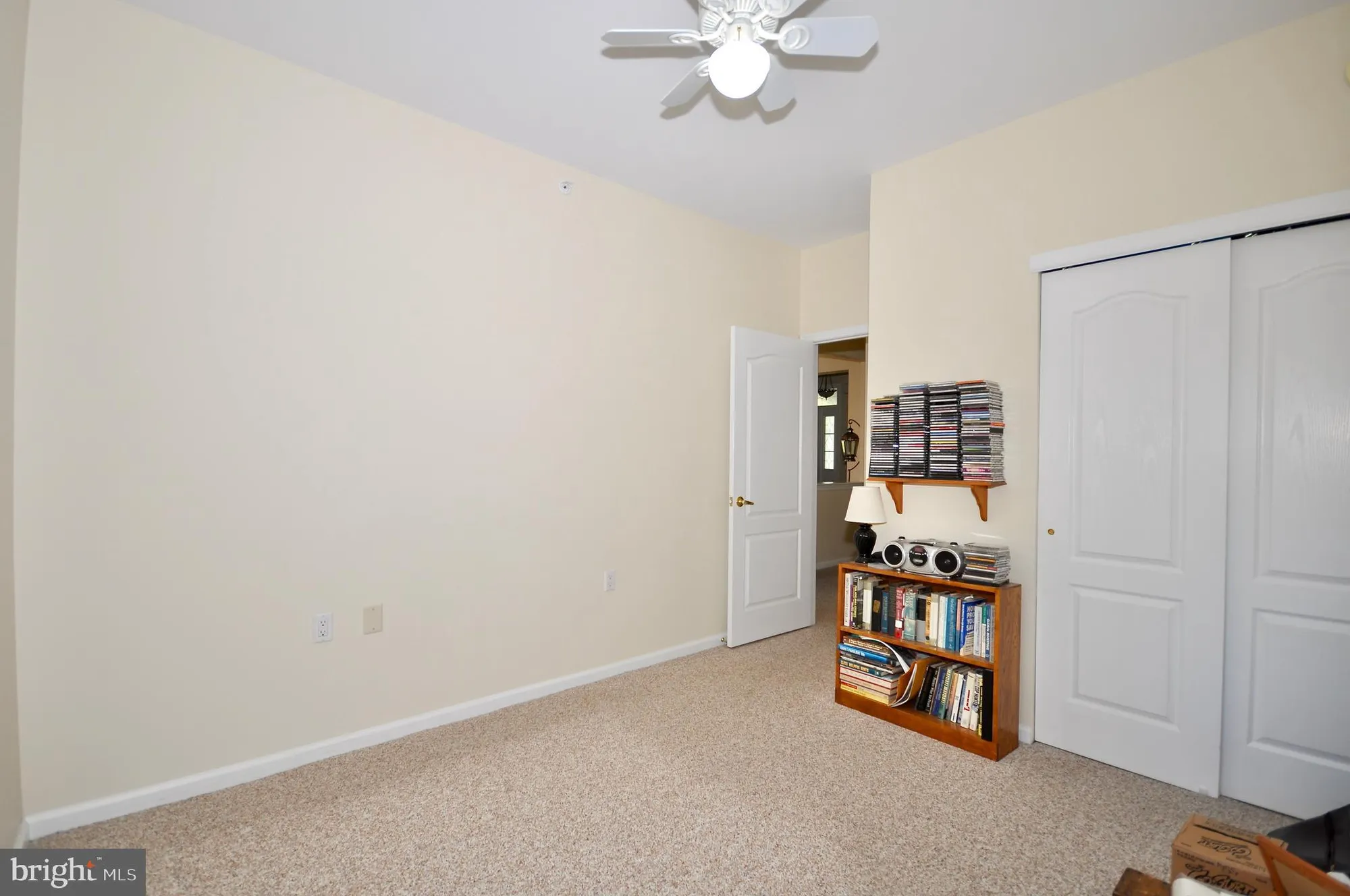 Property Slideshow image 22 of 30 | 753 s settlers cir, Warrington, PA, 18976