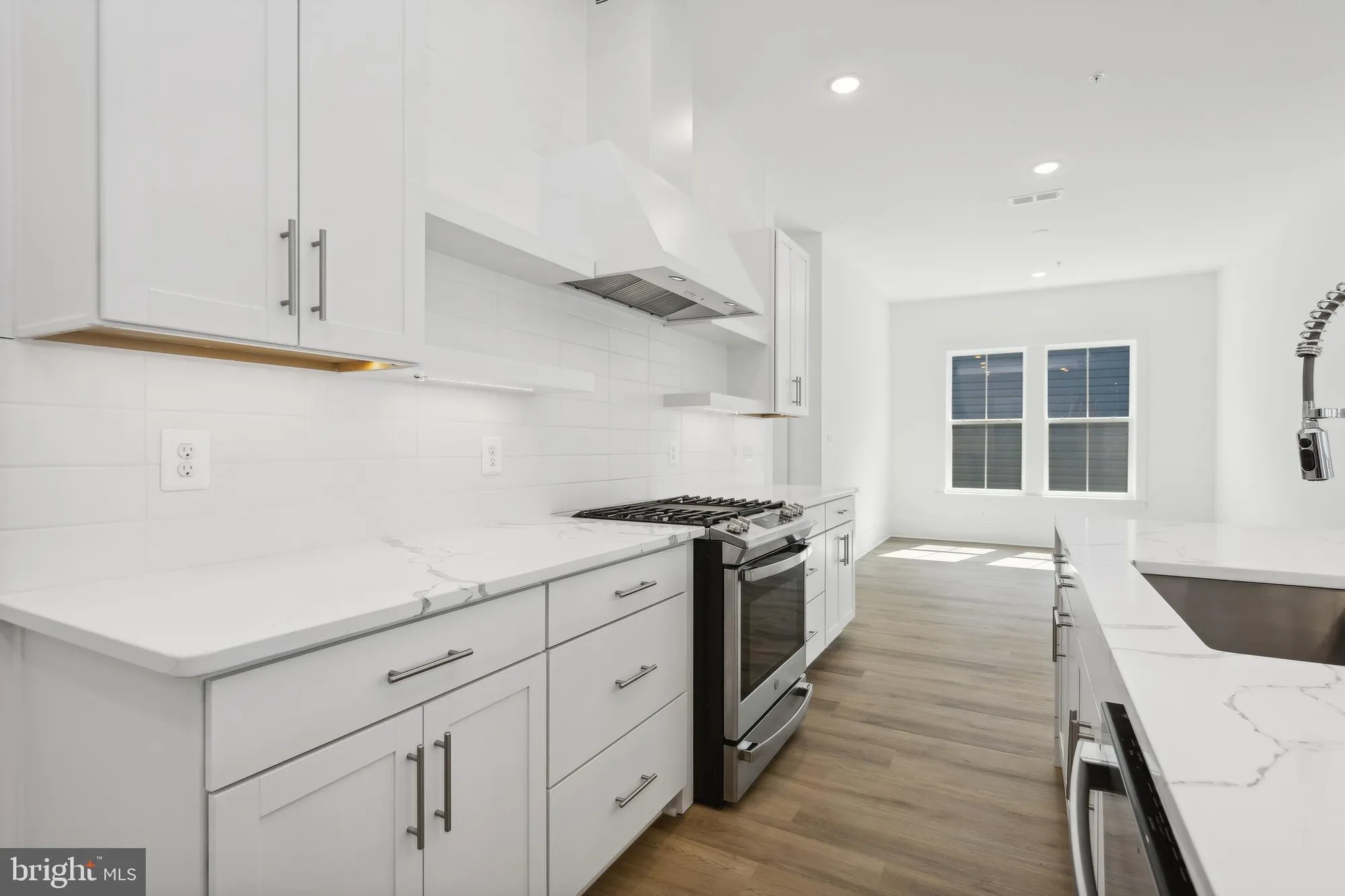 Property Slideshow image 12 of 62 | 621 warbler way, Chester, MD, 21619