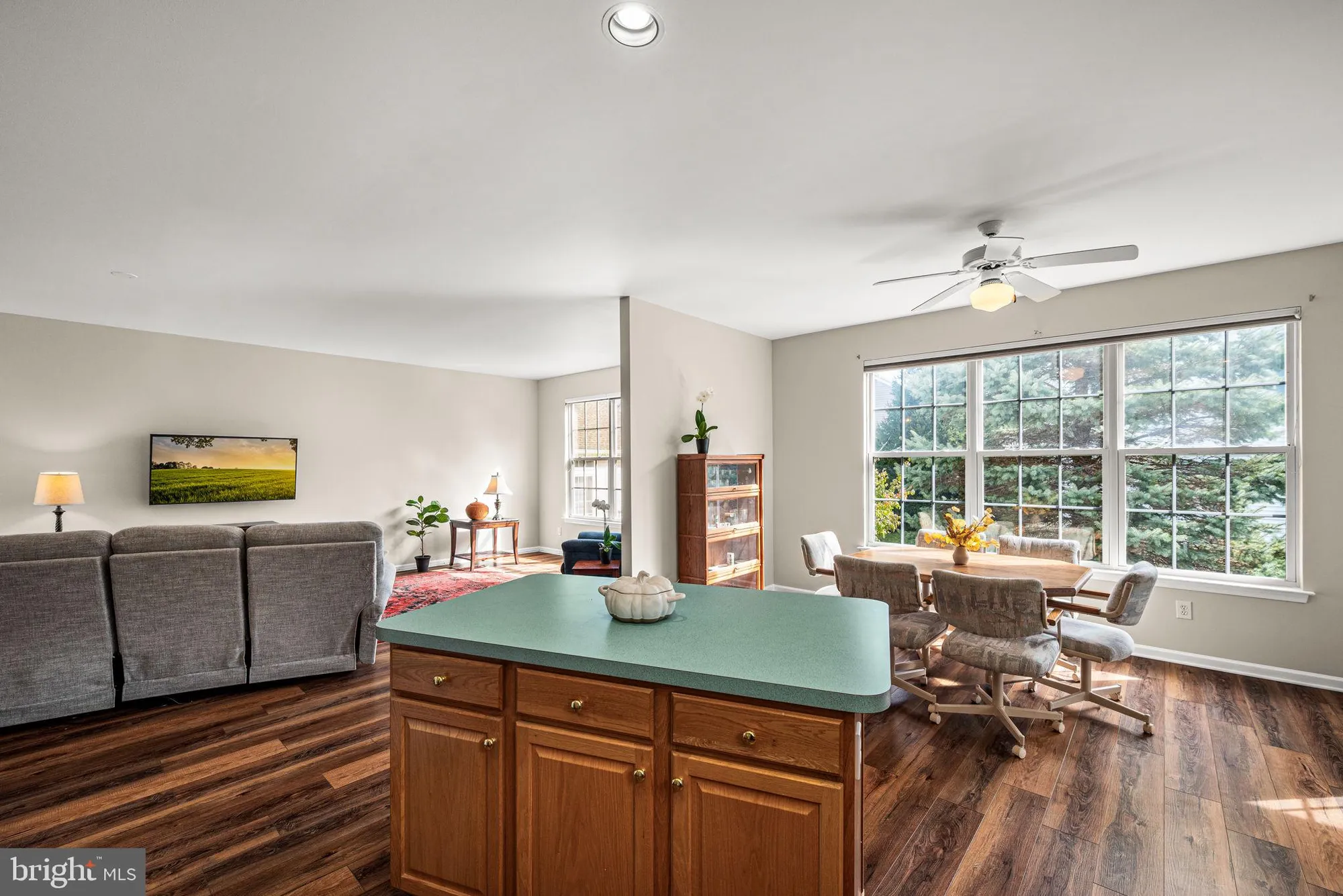 Property Slideshow image 11 of 43 | 603 w gray fox ln, Glen Mills, PA, 19342