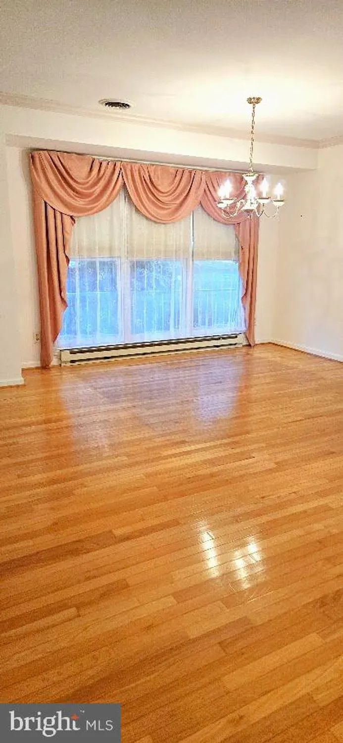 Property Slideshow image 16 of 65 | 6127 greenbriar dr, Fayetteville, PA, 17222