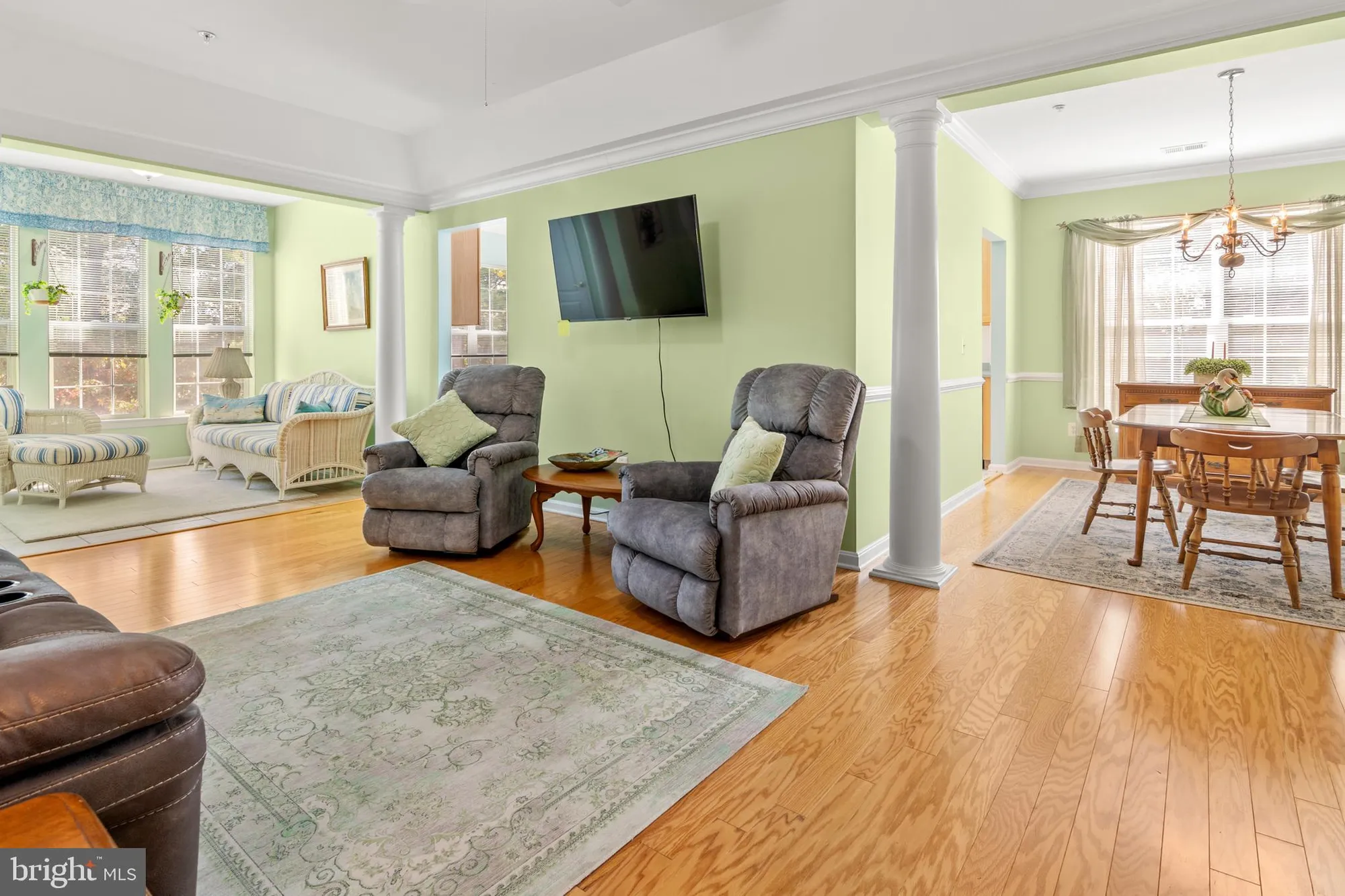 Property Slideshow image 10 of 35 | 8615 wandering fox trl 406, Odenton, MD, 21113