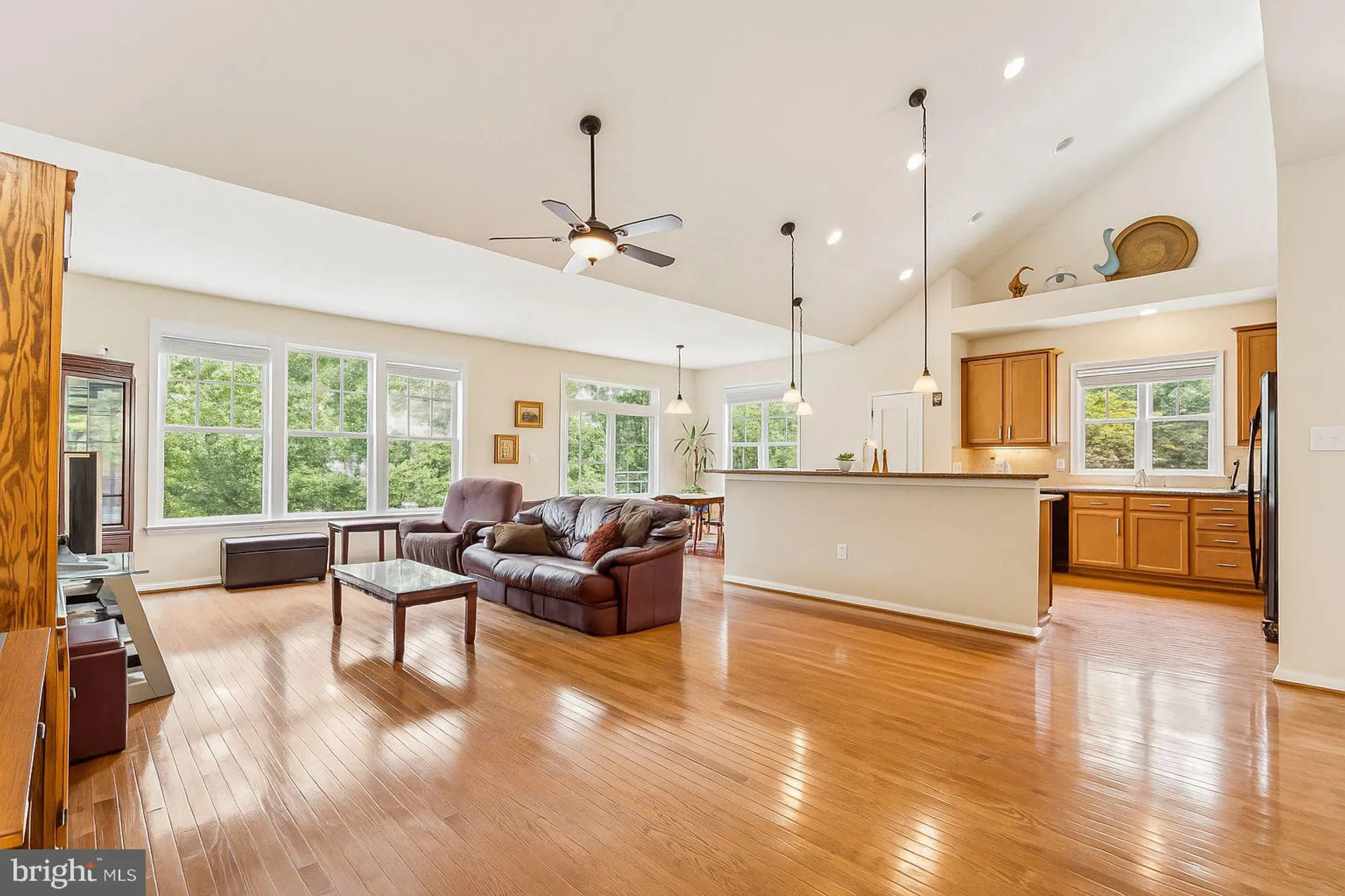 Property Slideshow image 7 of 87 | 108 bunting ct, Lake Frederick, VA, 22630