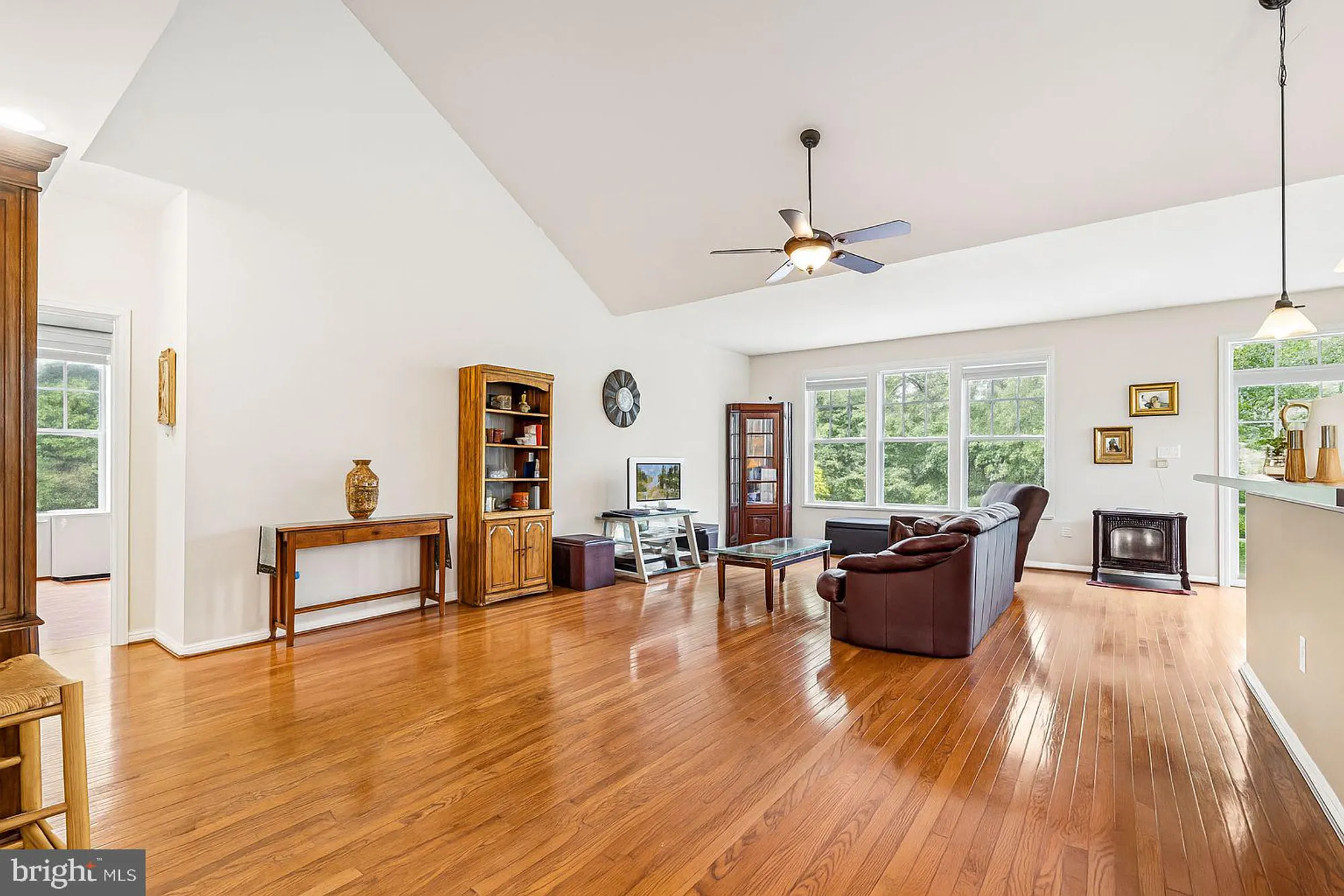 Property Slideshow image 22 of 87 | 108 bunting ct, Lake Frederick, VA, 22630
