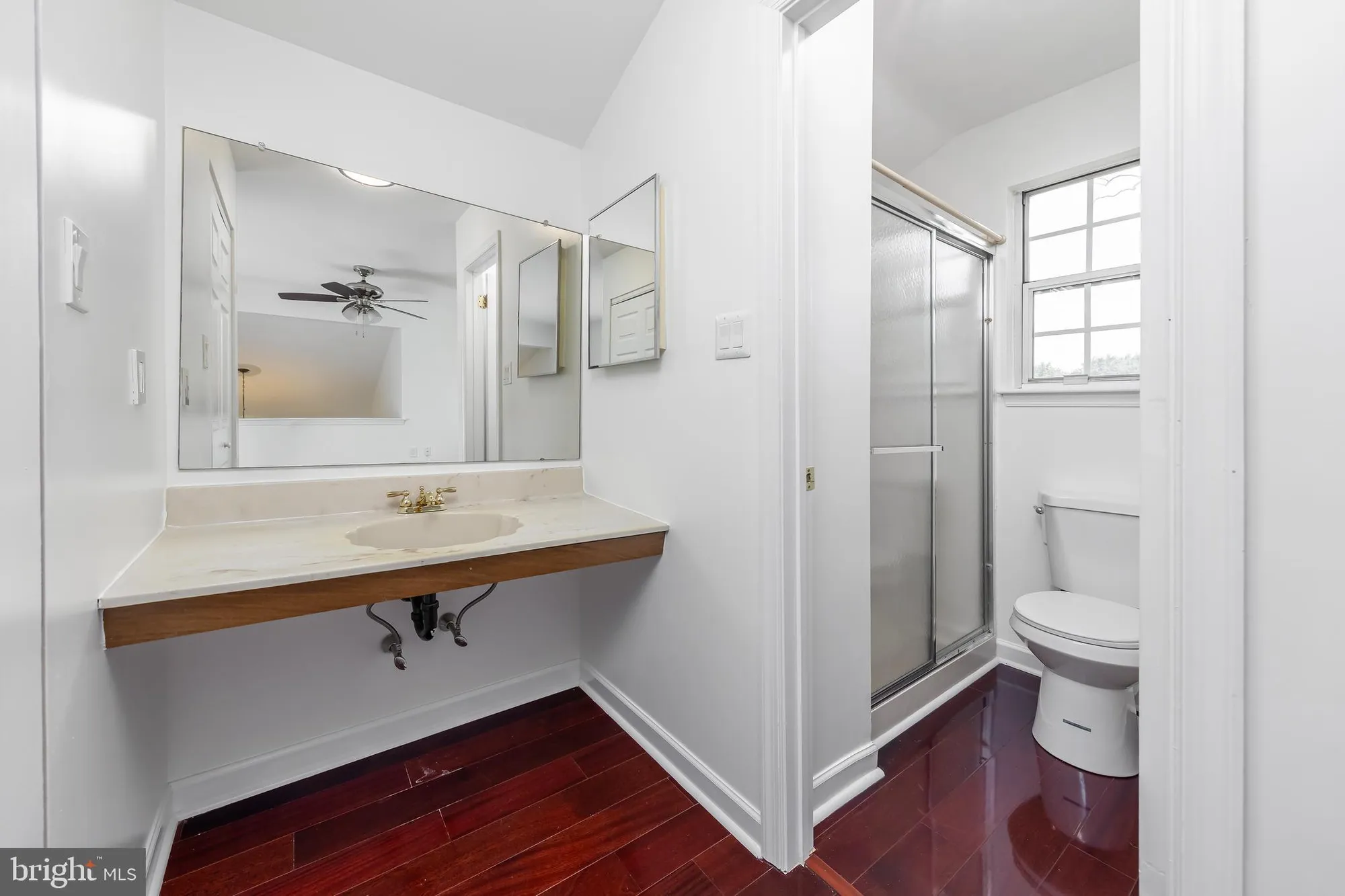 Property Slideshow image 15 of 23 | 8 niland ln, Deptford, NJ, 08096
