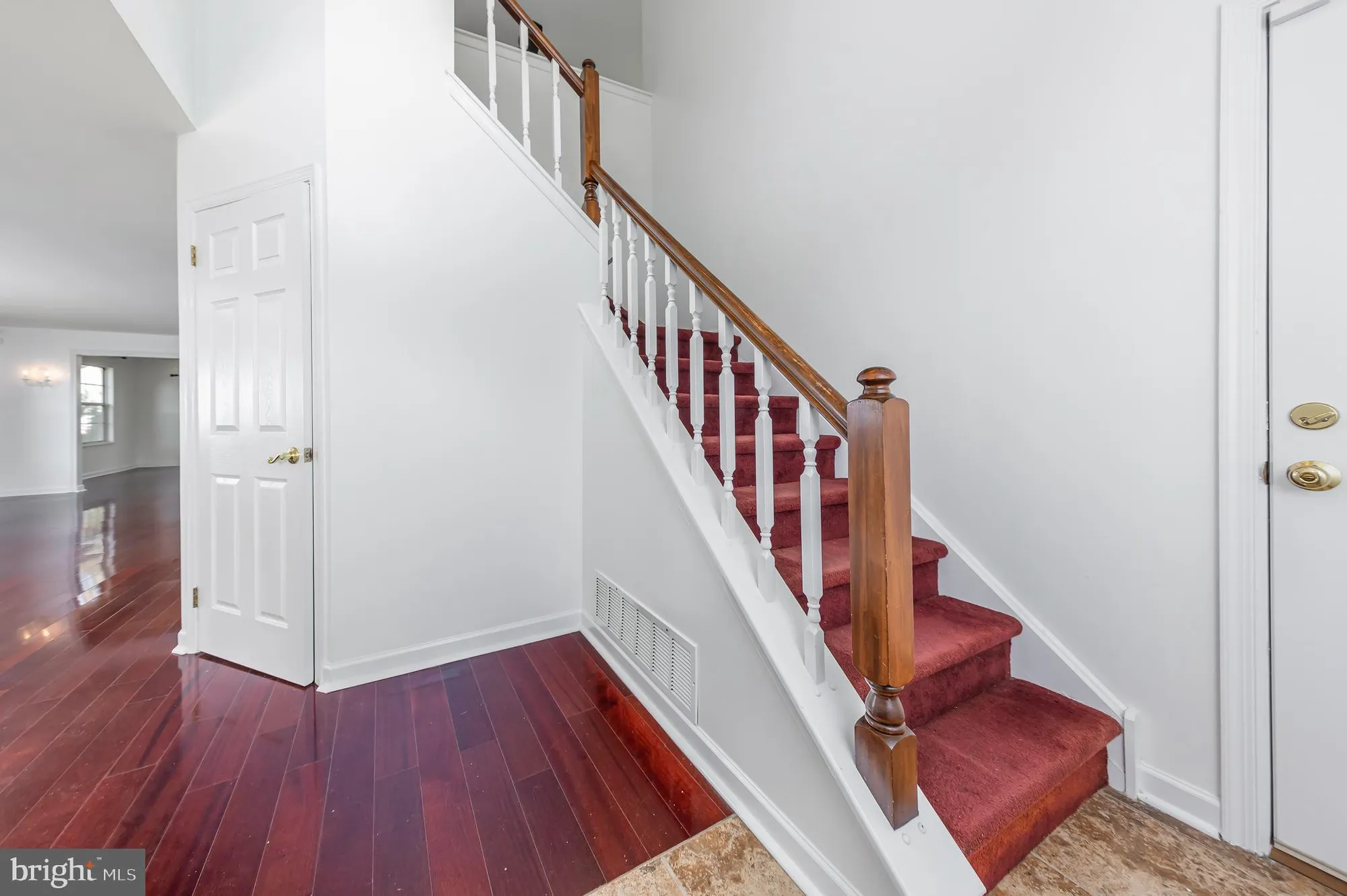 Property Slideshow image 13 of 23 | 8 niland ln, Deptford, NJ, 08096