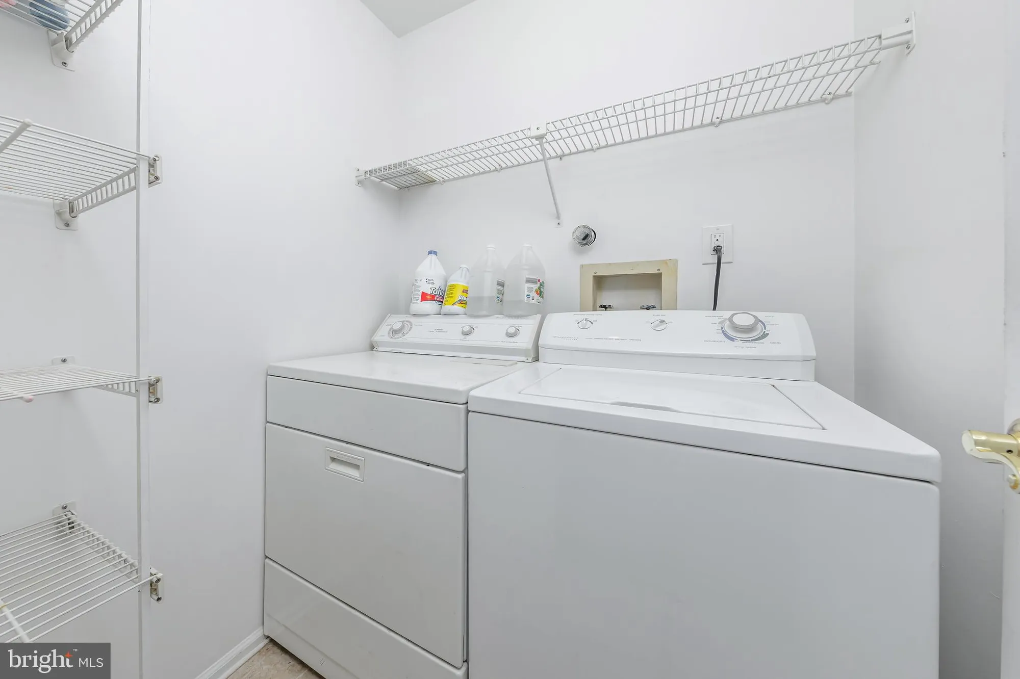 Property Slideshow image 16 of 23 | 8 niland ln, Deptford, NJ, 08096