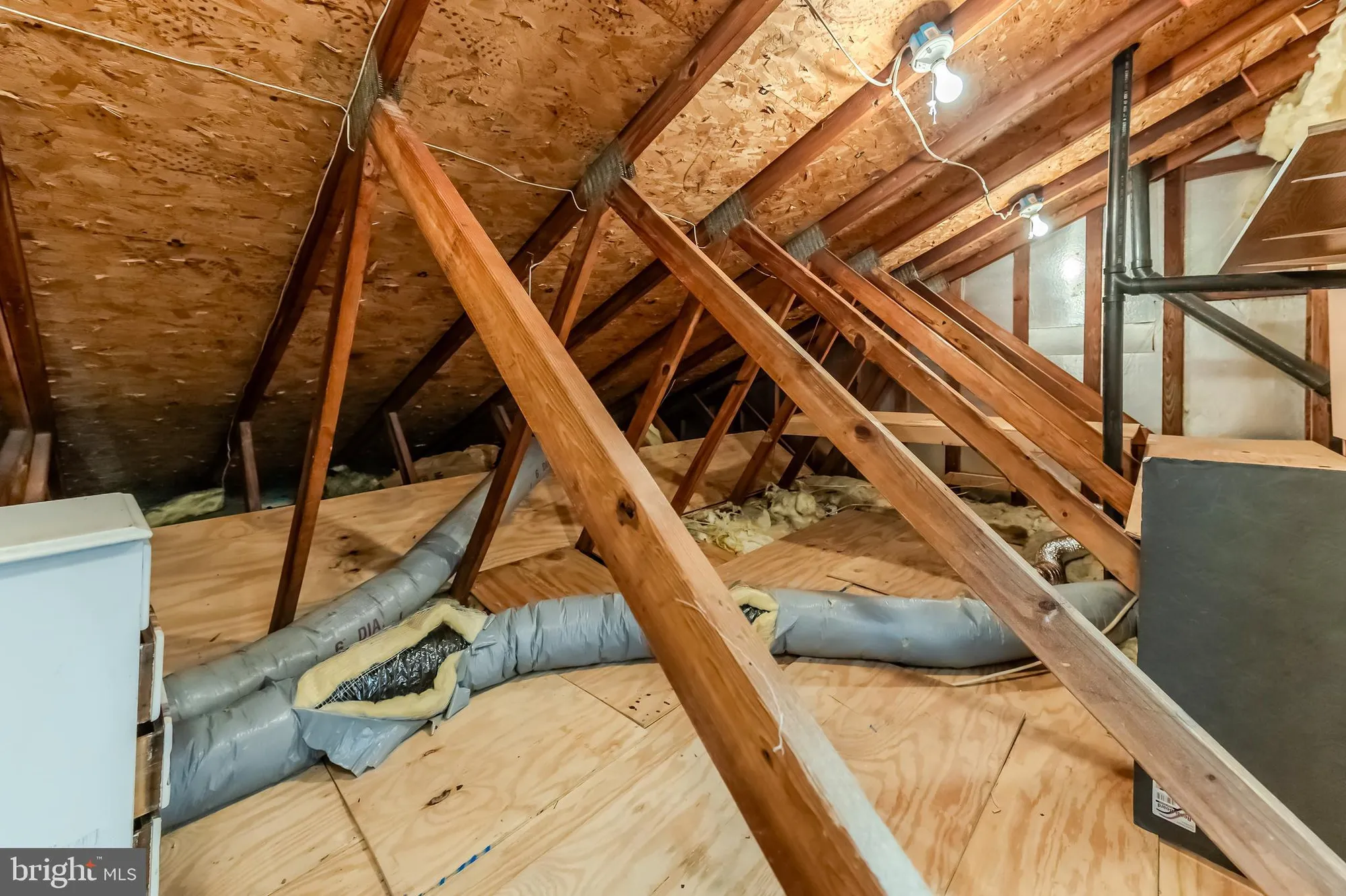 Property Slideshow image 20 of 23 | 8 niland ln, Deptford, NJ, 08096