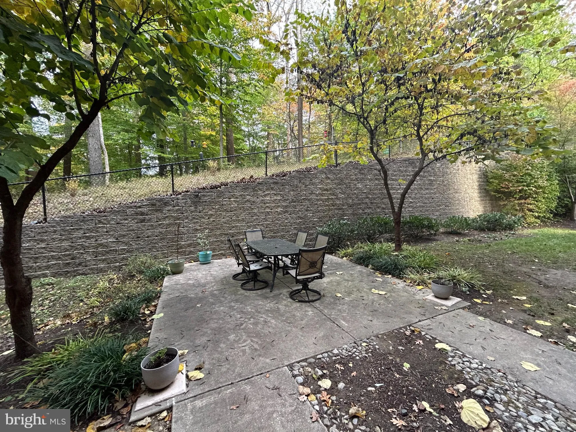 Property Slideshow image 3 of 6 | 11 clay lodge ln unit 204, Catonsville, MD, 21228