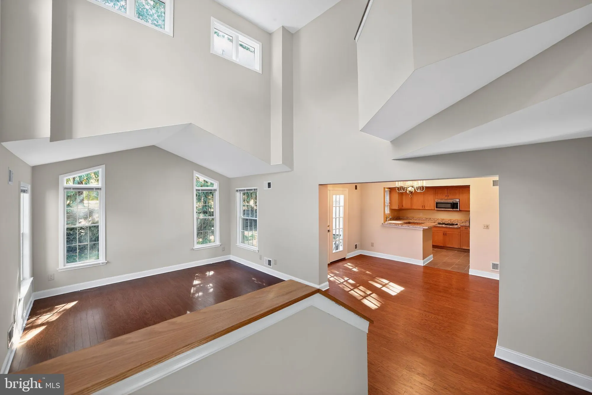 Property Slideshow image 11 of 31 | 6 conifer ct, Princeton, NJ, 08540