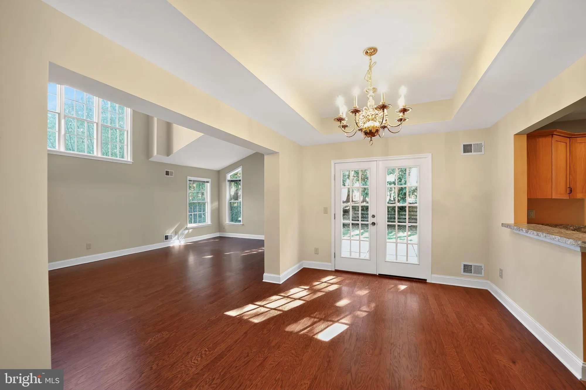 Property Slideshow image 16 of 31 | 6 conifer ct, Princeton, NJ, 08540