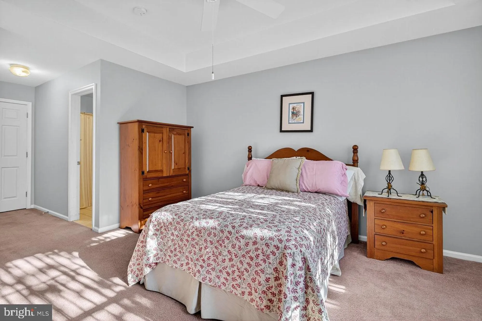 Property Slideshow image 14 of 24 | 147 burholme dr, Hamilton, NJ, 08691