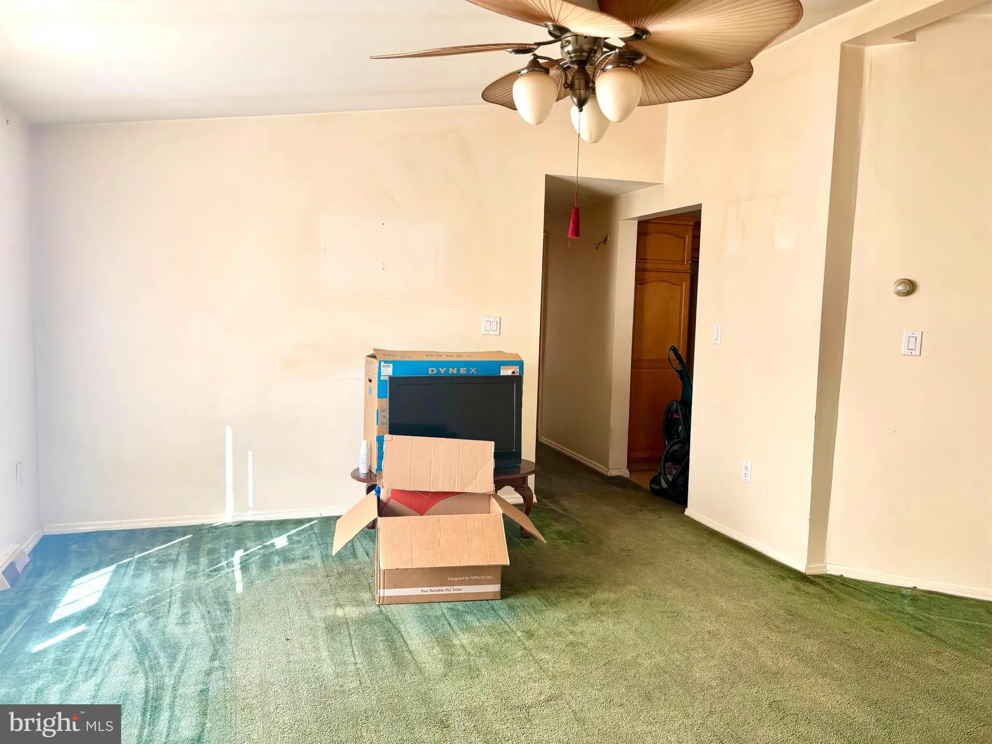 Property Slideshow image 9 of 22 | 78 oakmont dr, Mays Landing, NJ, 08330