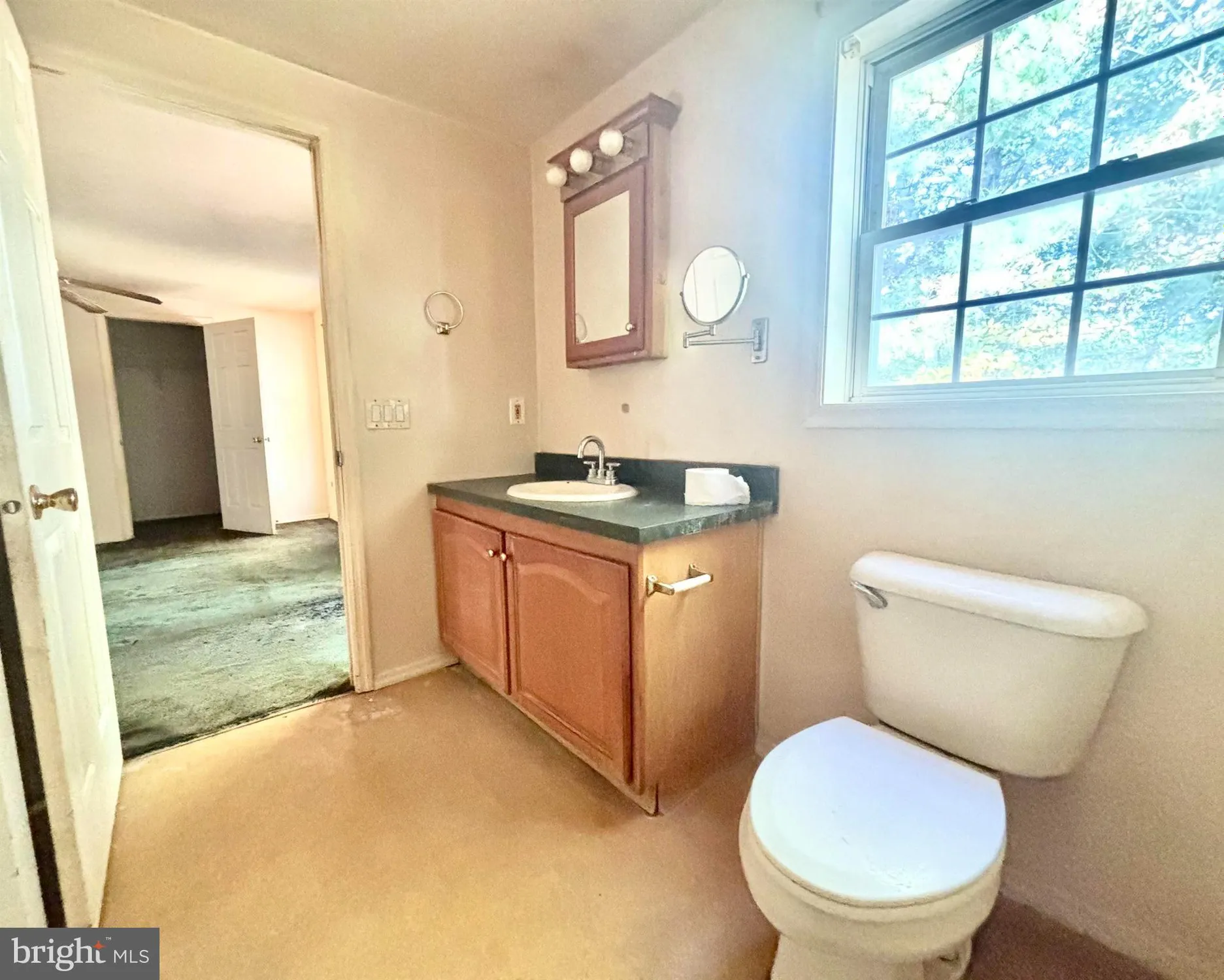 Property Slideshow image 19 of 22 | 78 oakmont dr, Mays Landing, NJ, 08330