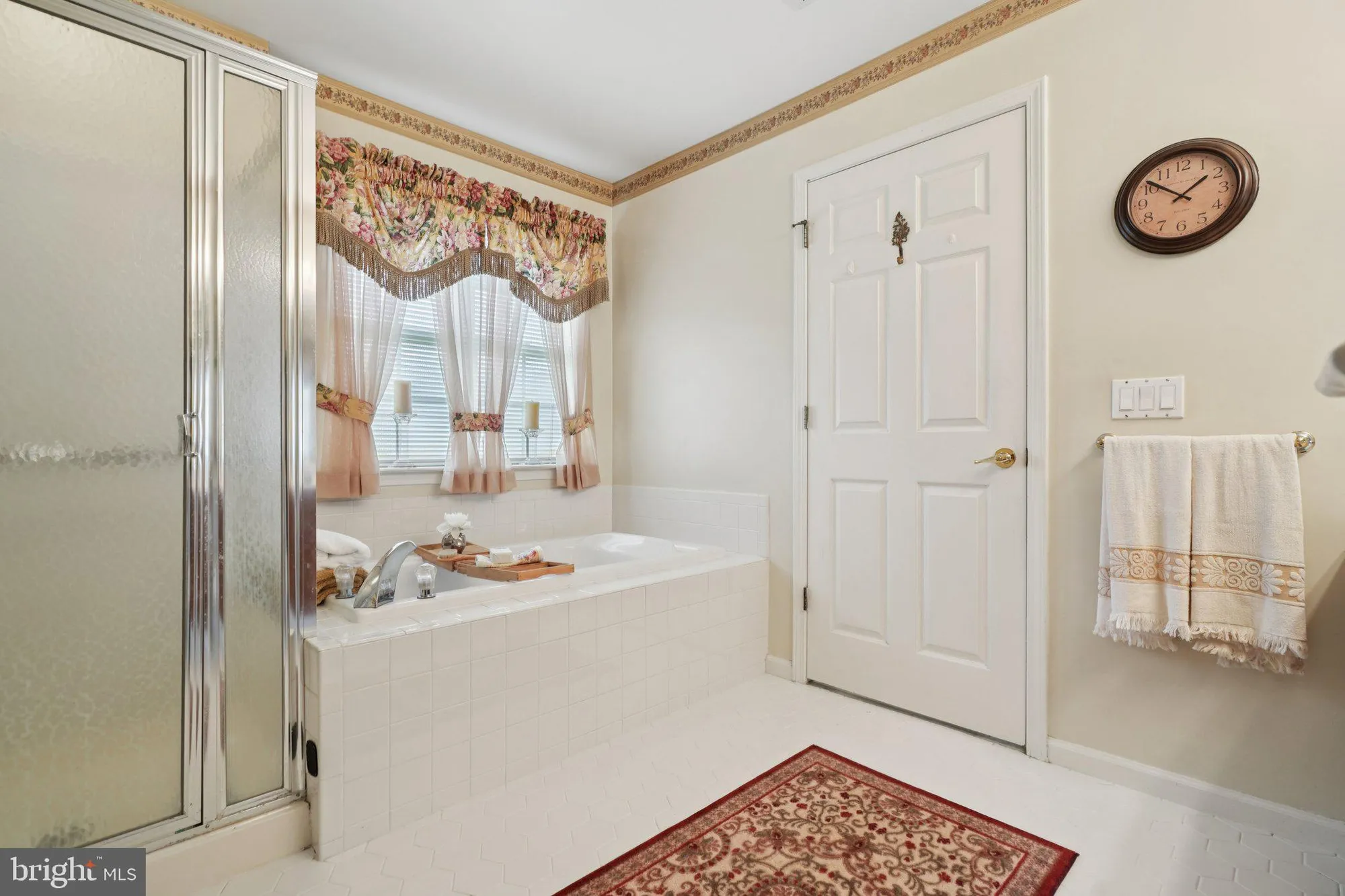 Property Slideshow image 23 of 41 | 2703 meadow lake dr, Toms River, NJ, 08755
