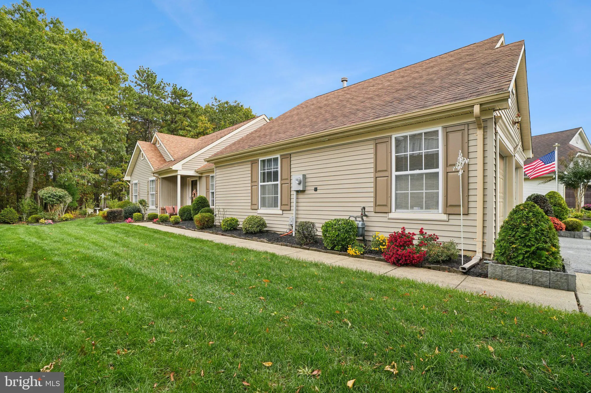 Property Slideshow image 31 of 41 | 2703 meadow lake dr, Toms River, NJ, 08755