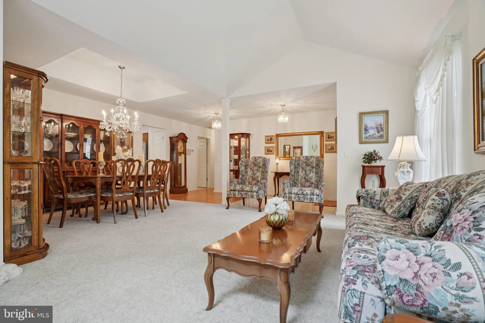 Property Slideshow image 7 of 41 | 2703 meadow lake dr, Toms River, NJ, 08755