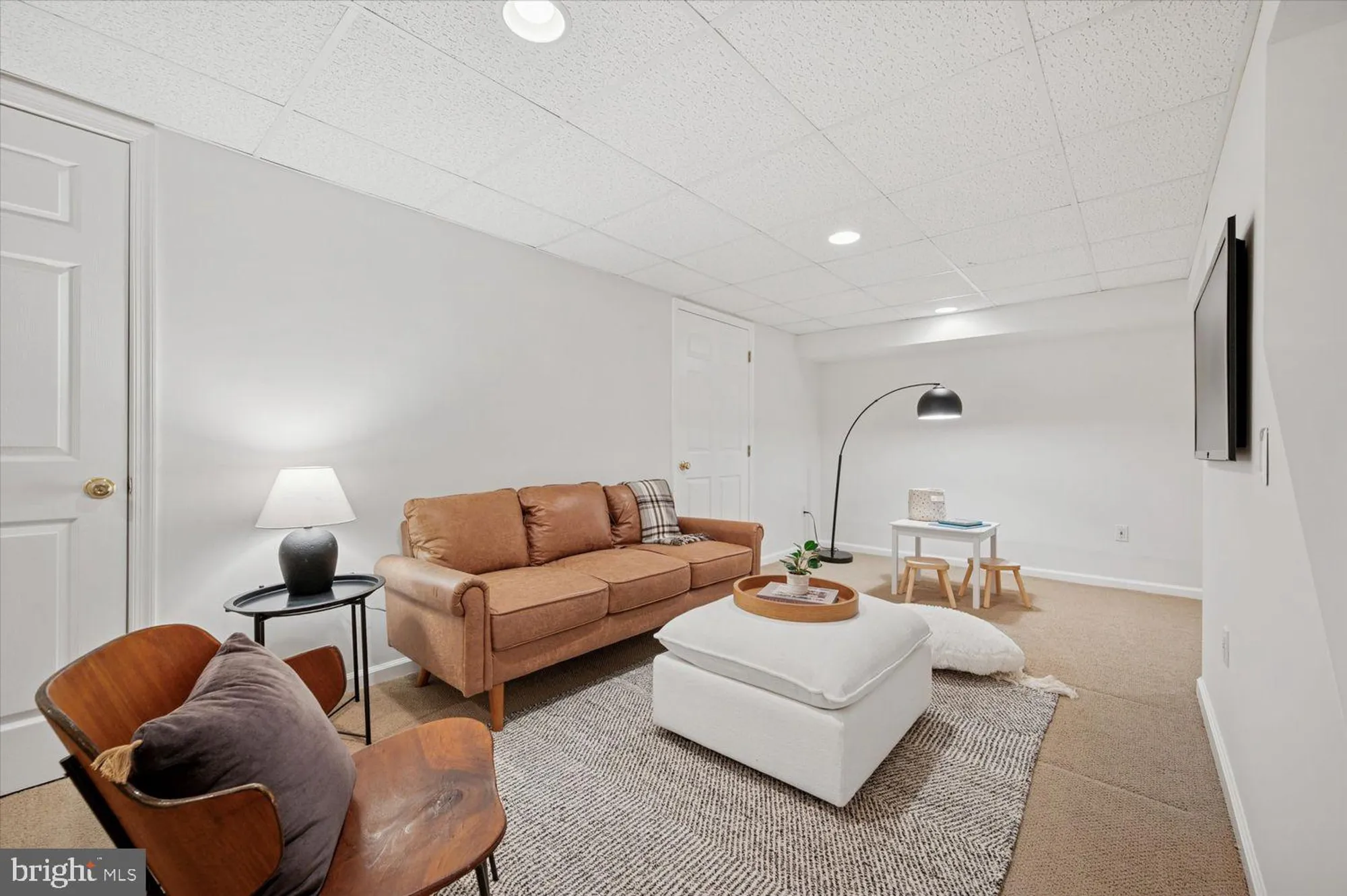 Property Slideshow image 20 of 25 | 3 hounds run ln, Blue Bell, PA, 19422