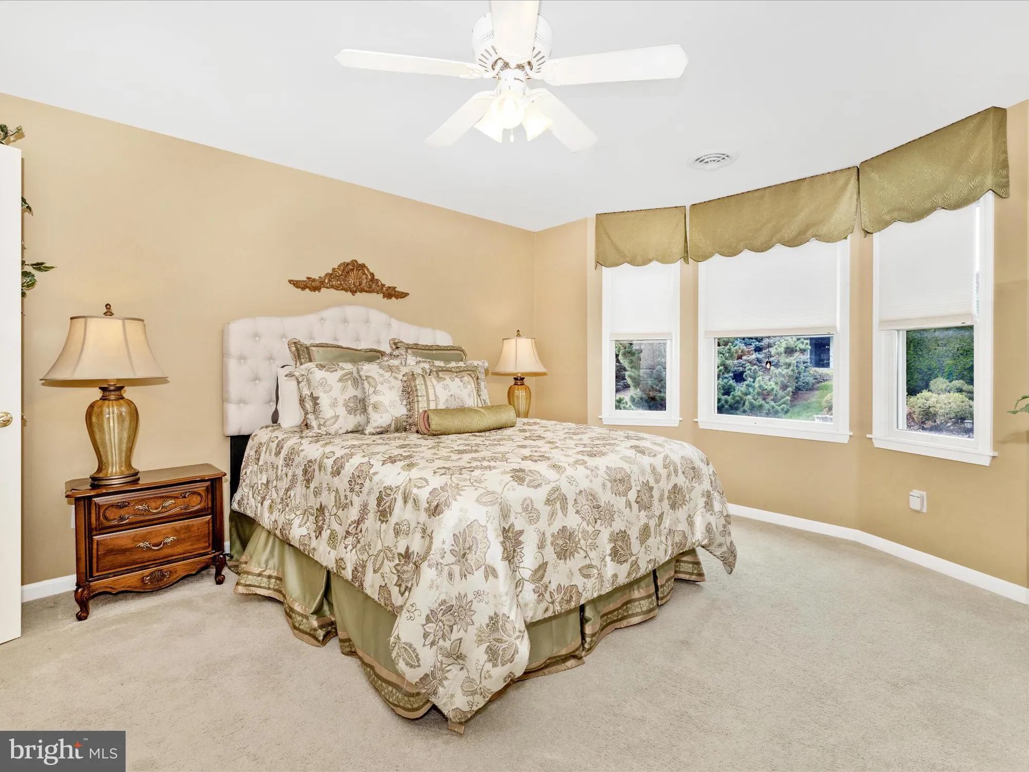 Property Slideshow image 28 of 52 | 2375 aronimink cir, Fayetteville, PA, 17222