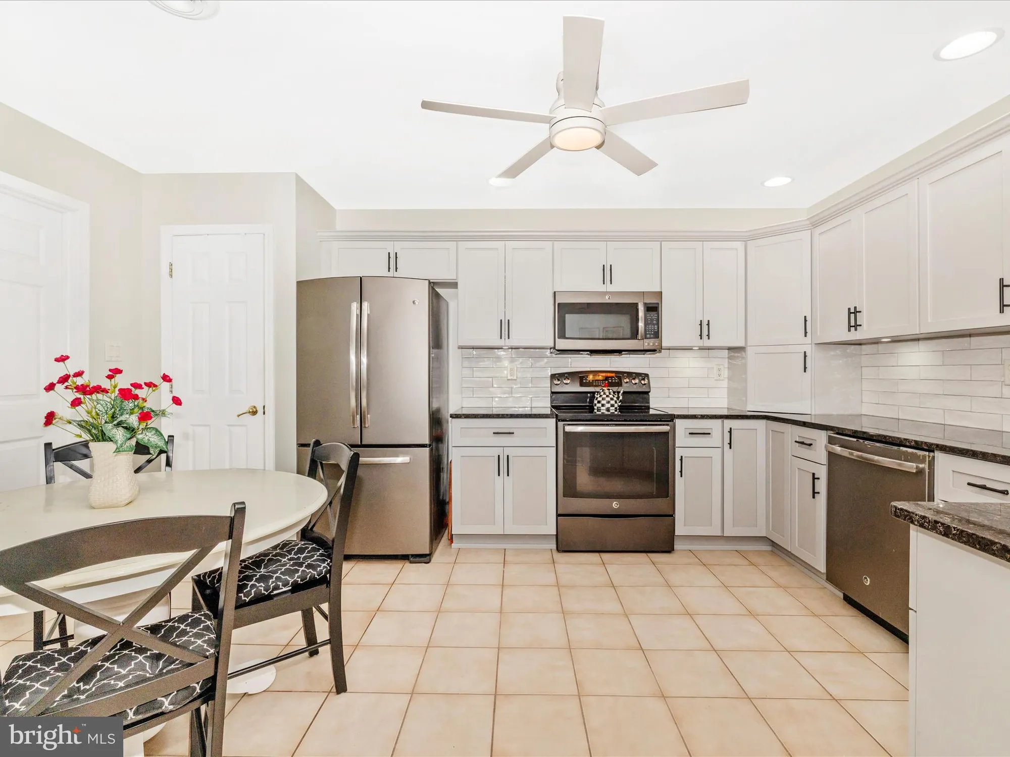 Property Slideshow image 6 of 52 | 2375 aronimink cir, Fayetteville, PA, 17222