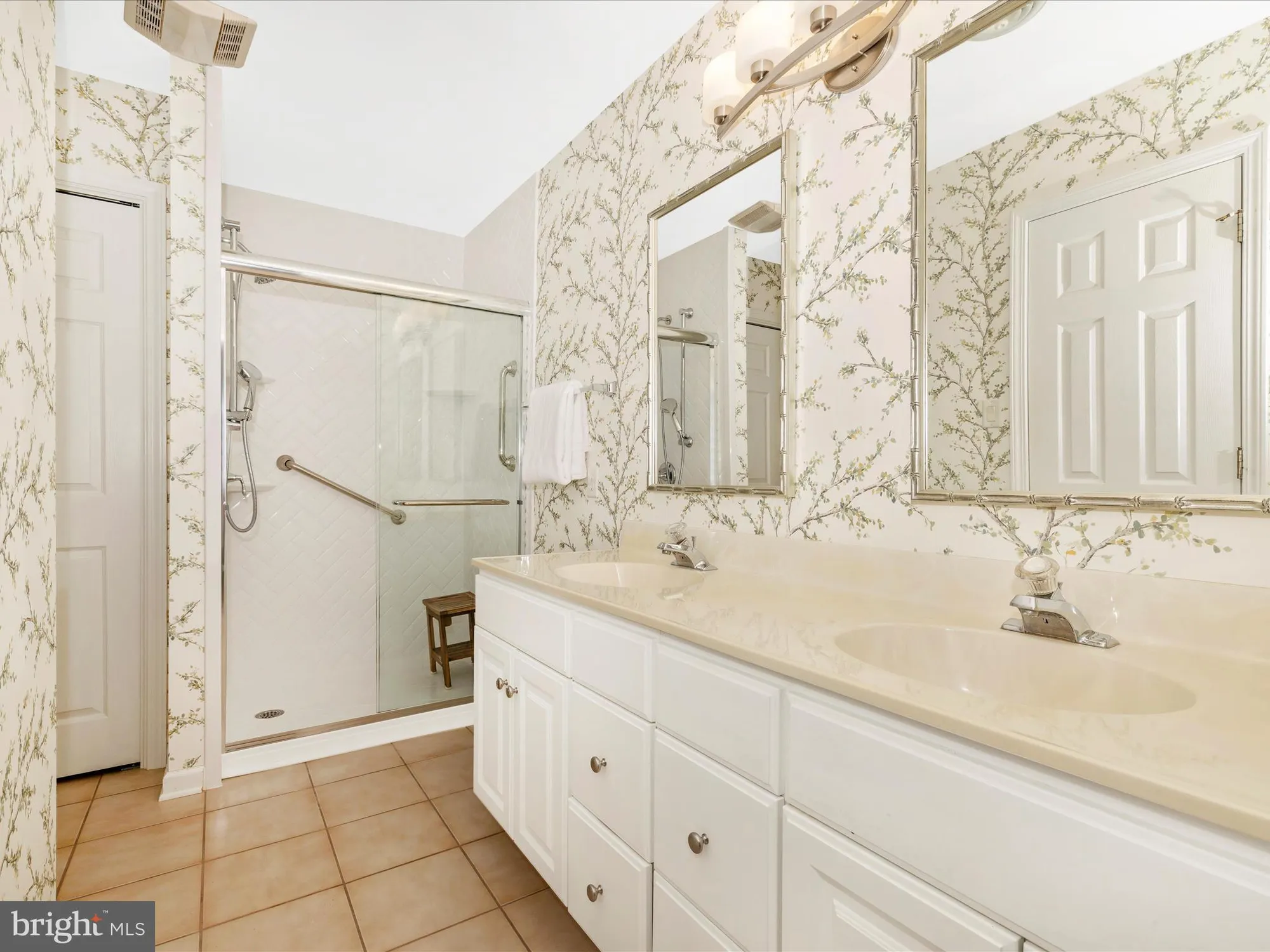 Property Slideshow image 33 of 52 | 2375 aronimink cir, Fayetteville, PA, 17222
