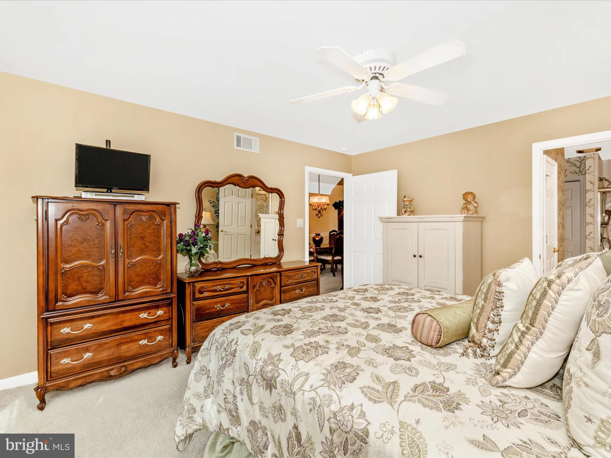 Property Slideshow image 32 of 52 | 2375 aronimink cir, Fayetteville, PA, 17222