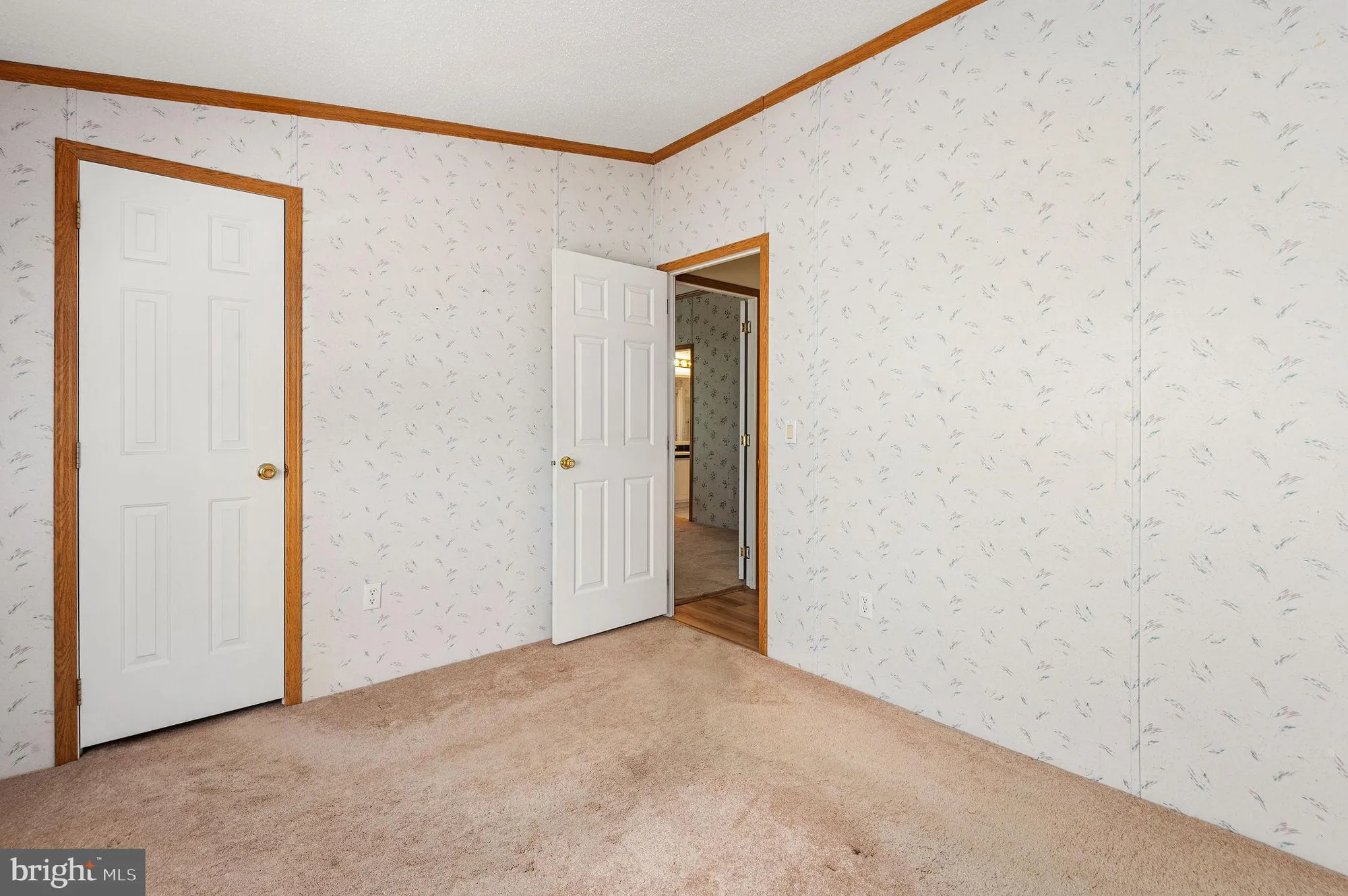 Property Slideshow image 10 of 17 | 331 farm ln, North Wales, PA, 19454