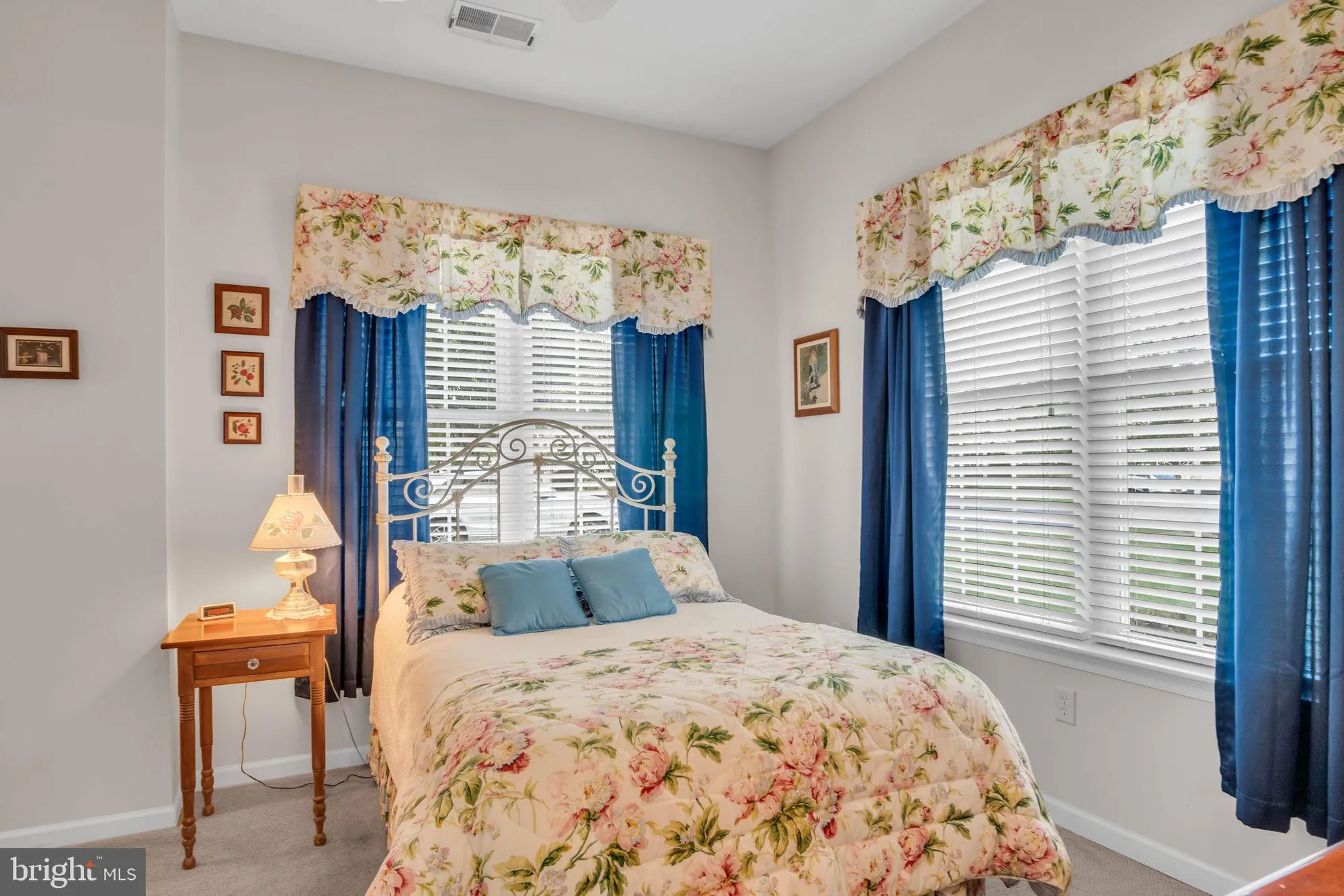 Property Slideshow image 14 of 33 | 110 bluebell dr, Mechanicsburg, PA, 17050