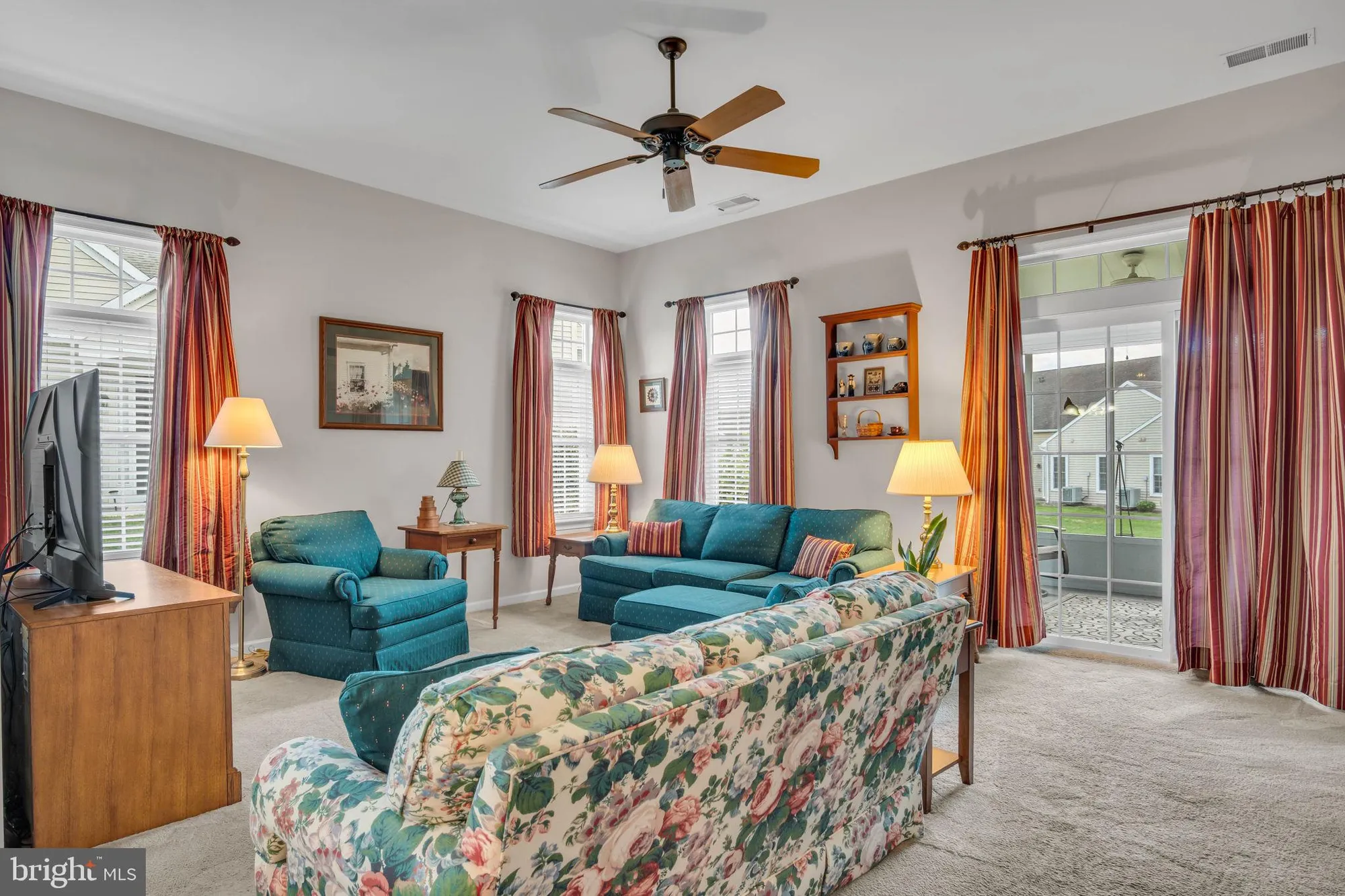 Property Slideshow image 17 of 33 | 110 bluebell dr, Mechanicsburg, PA, 17050