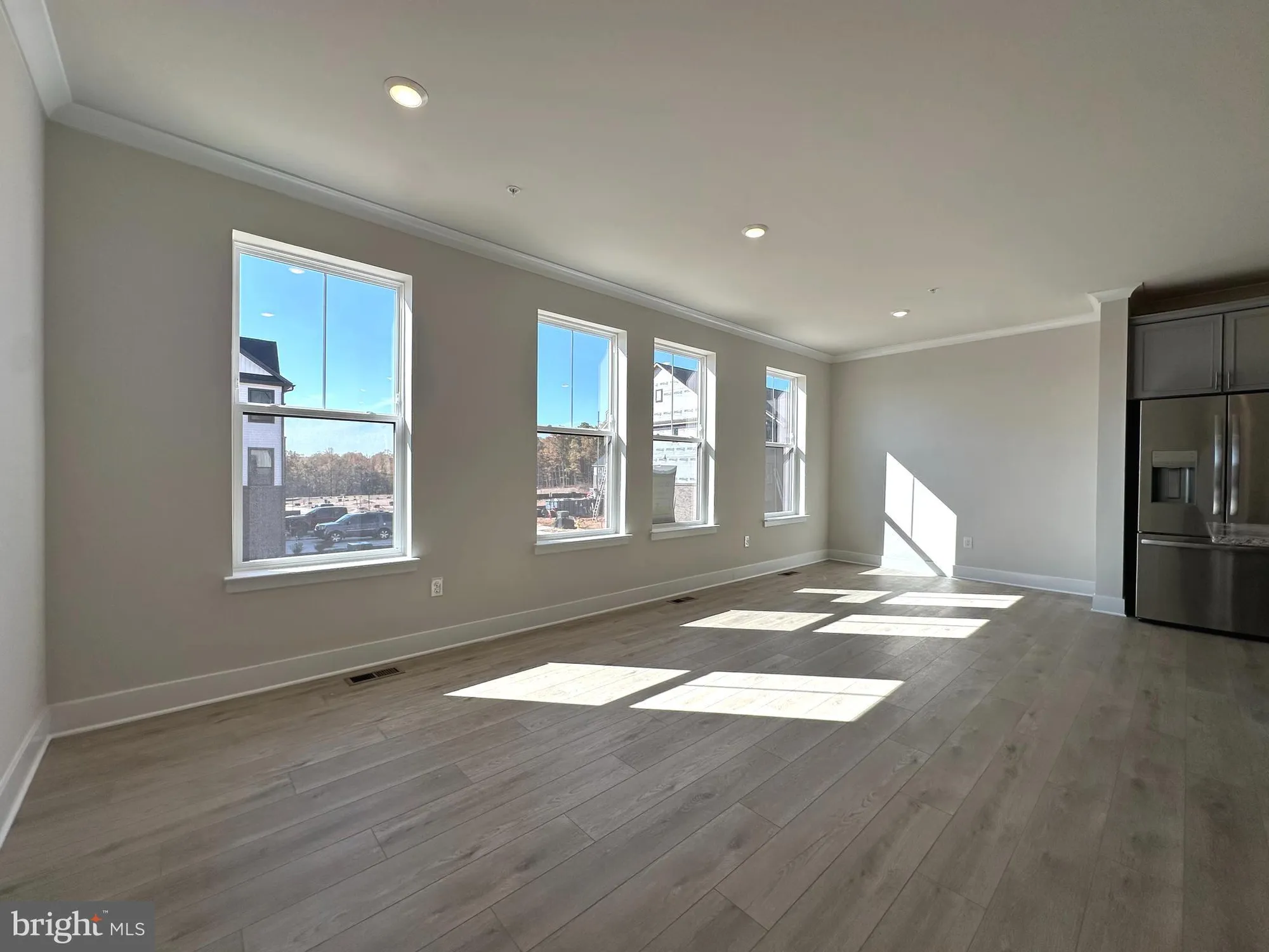 Property Slideshow image 12 of 39 | 1206 crested wood dr, Laurel, MD, 20724