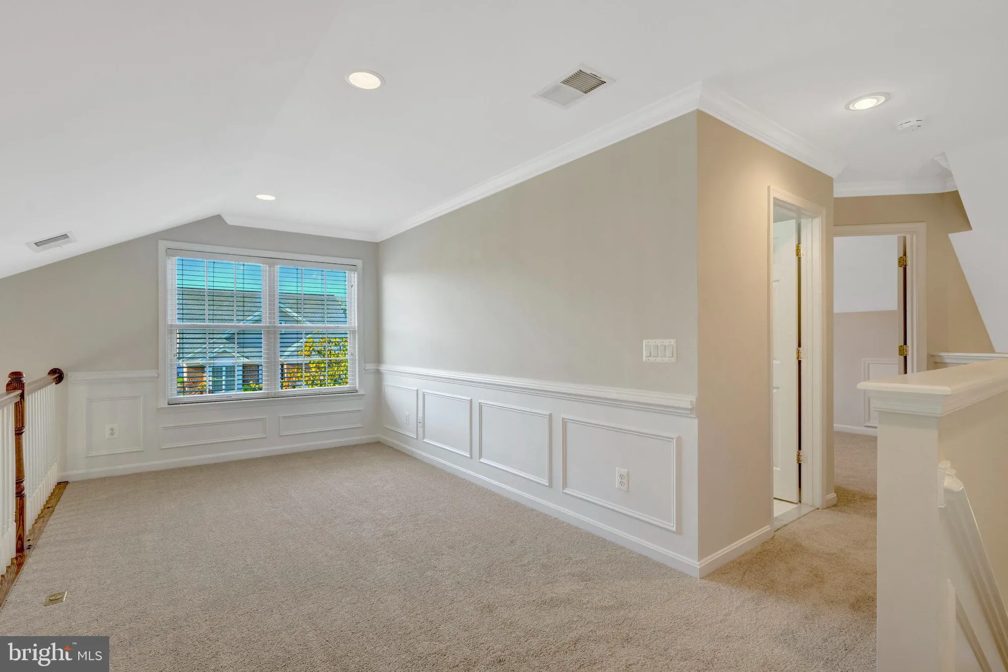 Property Slideshow image 16 of 21 | 6159 ferrier ct, Gainesville, VA, 20155