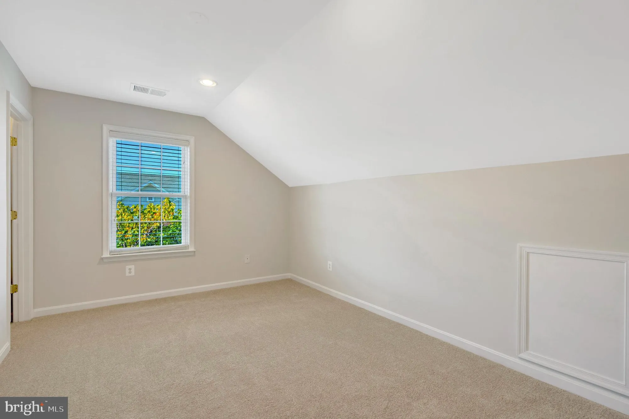 Property Slideshow image 17 of 21 | 6159 ferrier ct, Gainesville, VA, 20155