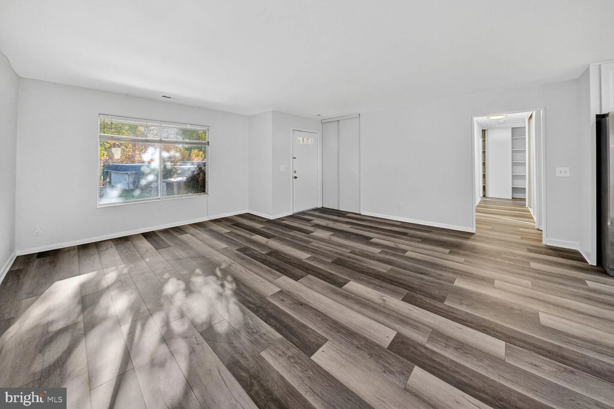 Property Slideshow image 5 of 22 | 14507 elmhan ct # 182-b, Silver Spring, MD, 20906