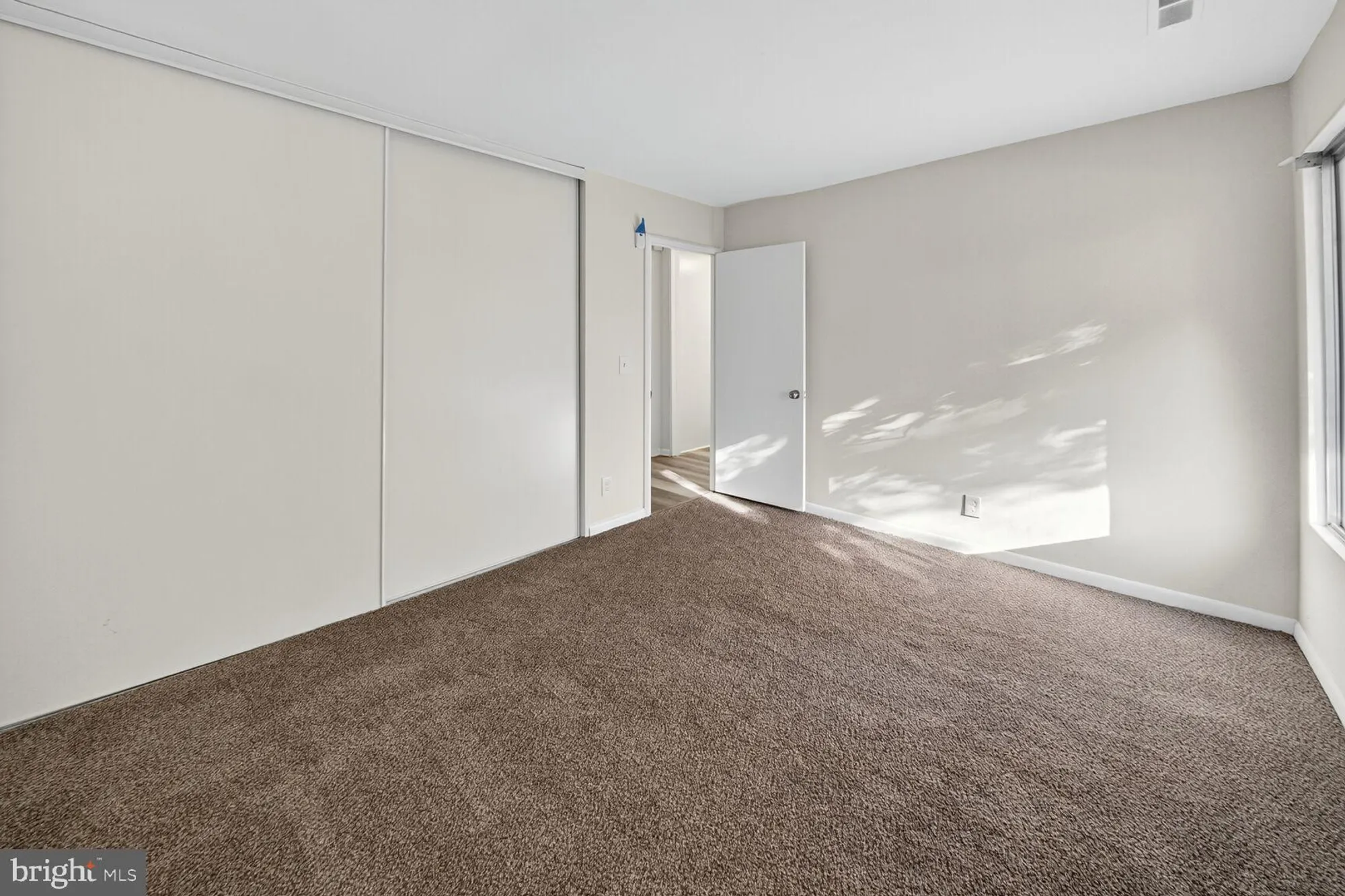 Property Slideshow image 17 of 22 | 14507 elmhan ct # 182-b, Silver Spring, MD, 20906