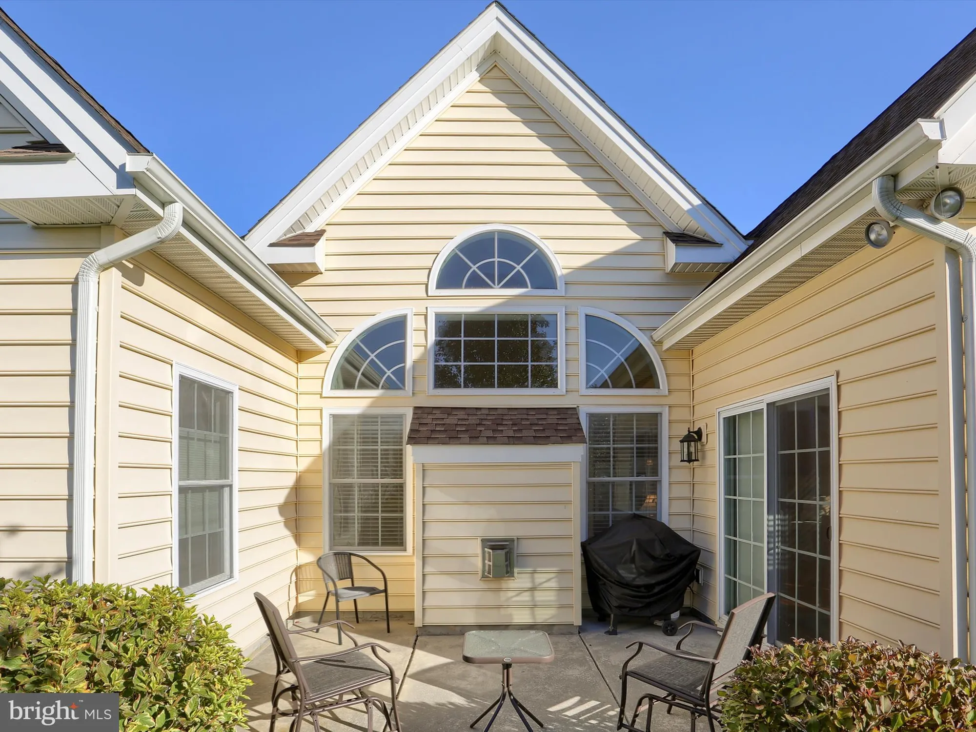 Property Slideshow image 29 of 37 | 86 presidents dr, Mechanicsburg, PA, 17050