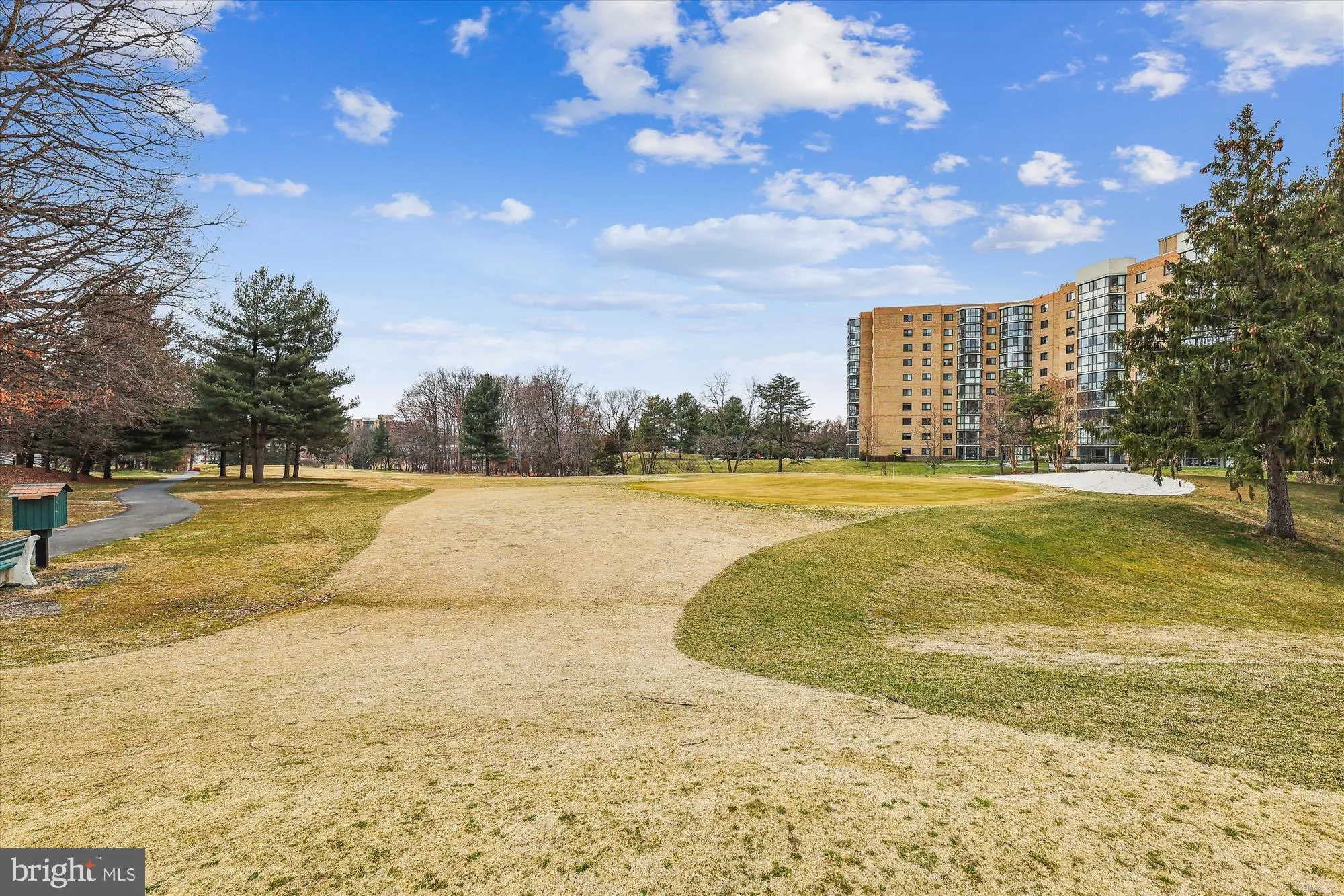 Property Slideshow image 66 of 70 | 3005 s leisure world blvd 802, Silver Spring, MD, 20906