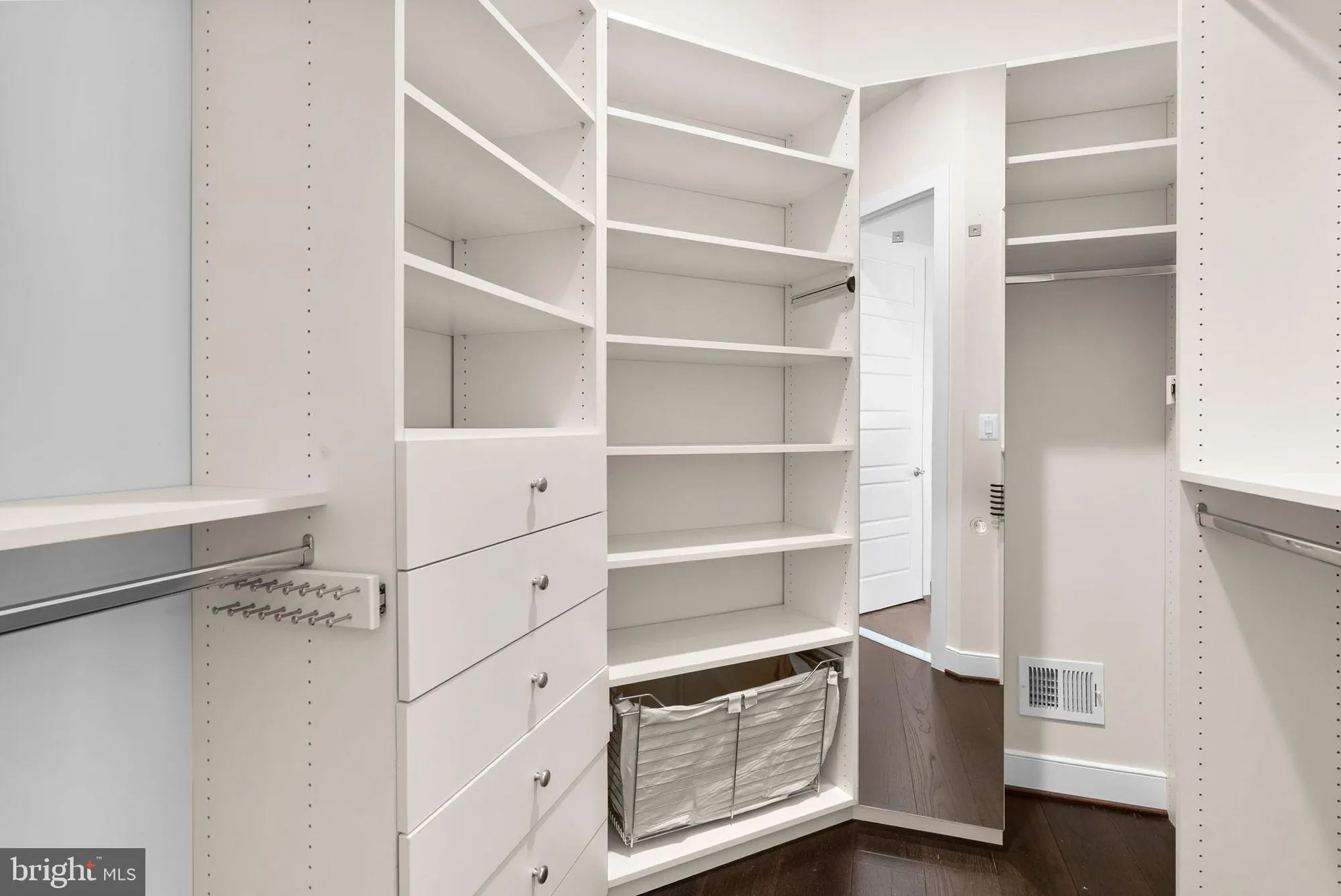 Property Slideshow image 30 of 52 | 3035 woodchuck way, Odenton, MD, 21113