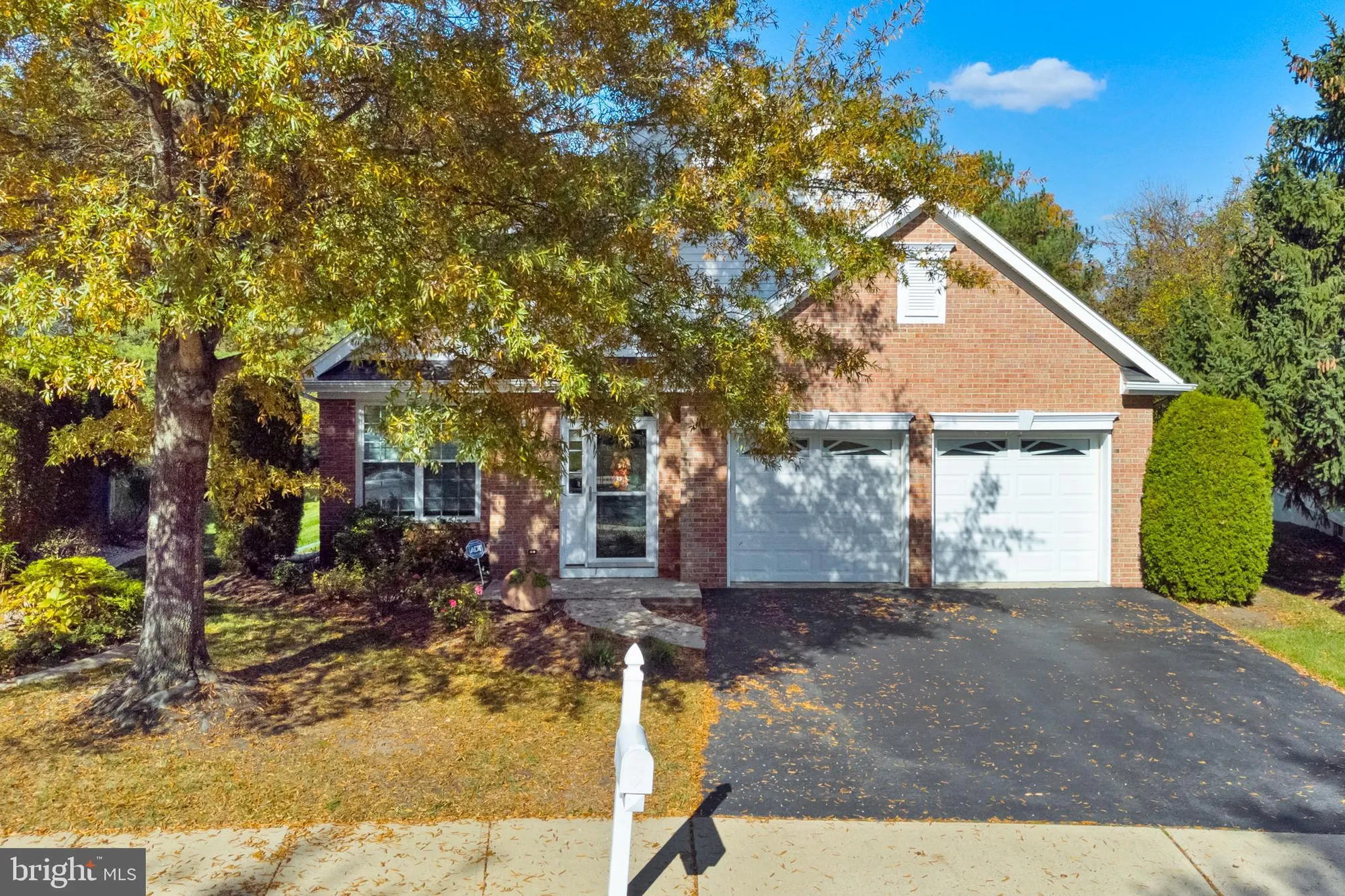 Property Slideshow image 2 of 26 | 51 honey flower dr, Bordentown Township, NJ, 08620