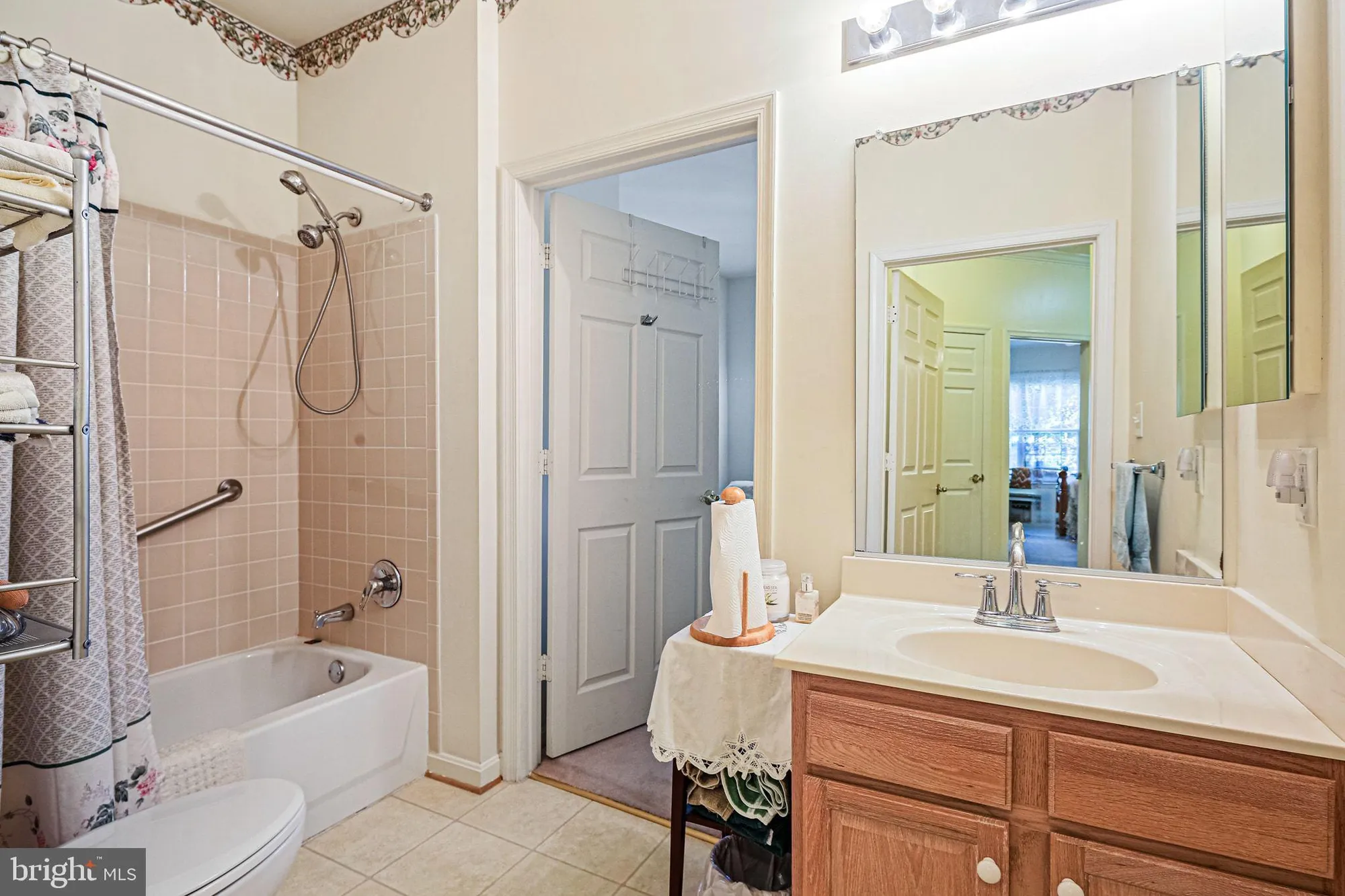 Property Slideshow image 16 of 39 | 13507 leesburg pl, Upper Marlboro, MD, 20774