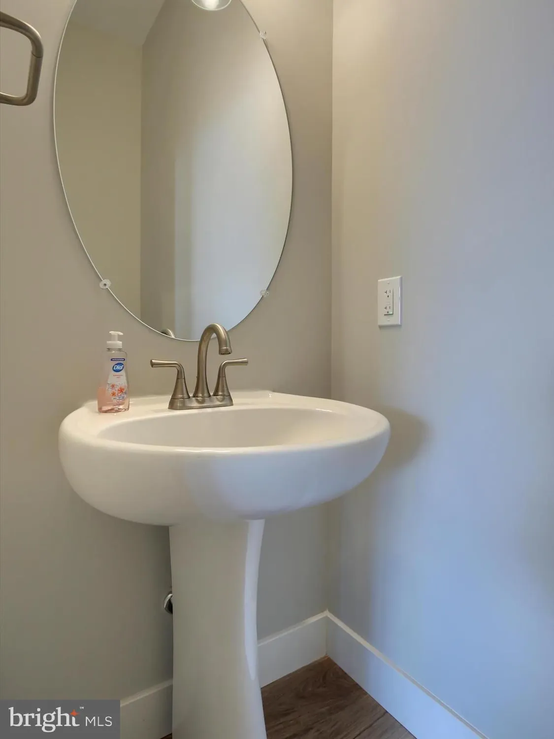 Property Slideshow image 14 of 52 | 787 aurora dr, Mechanicsburg, PA, 17055