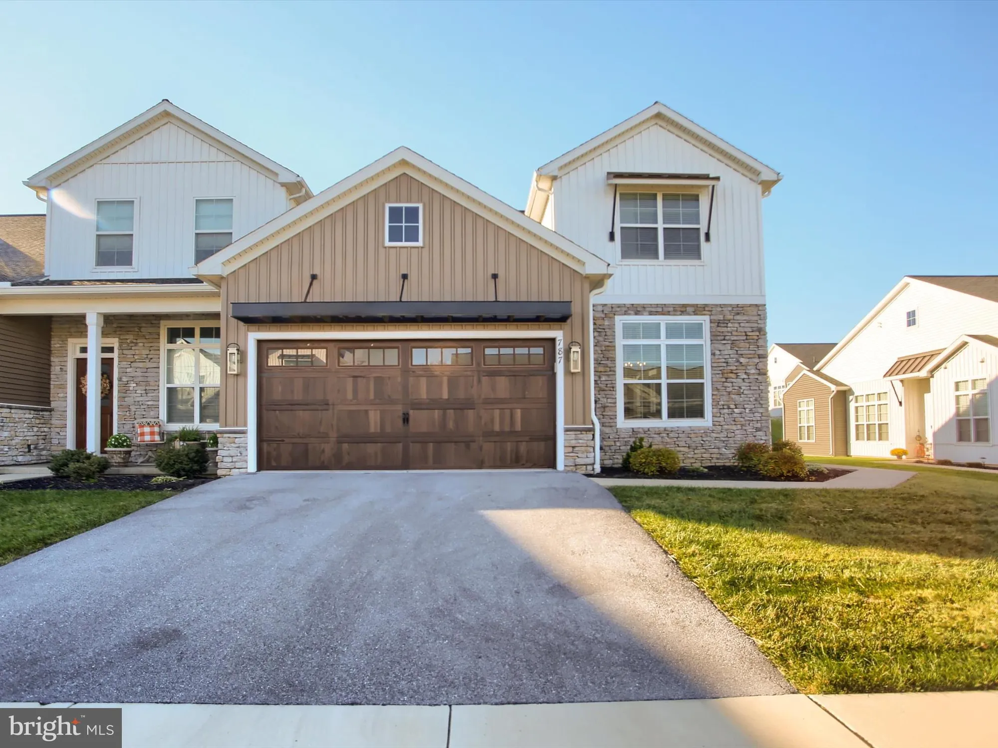 Property Slideshow image 1 of 52 | 787 aurora dr, Mechanicsburg, PA, 17055