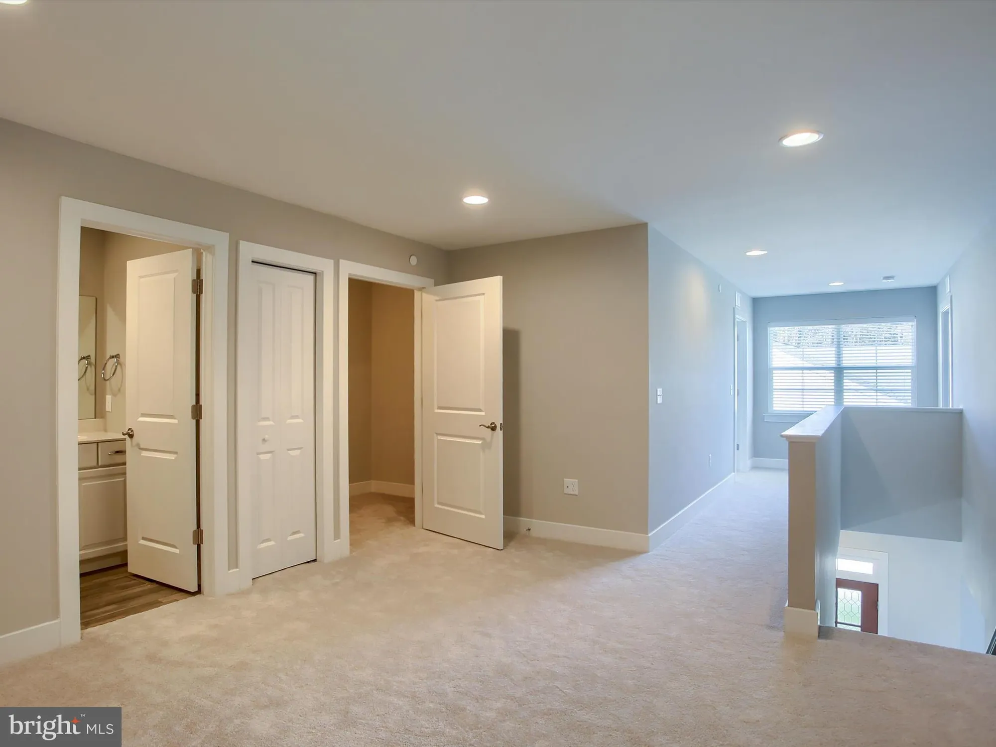 Property Slideshow image 26 of 52 | 787 aurora dr, Mechanicsburg, PA, 17055