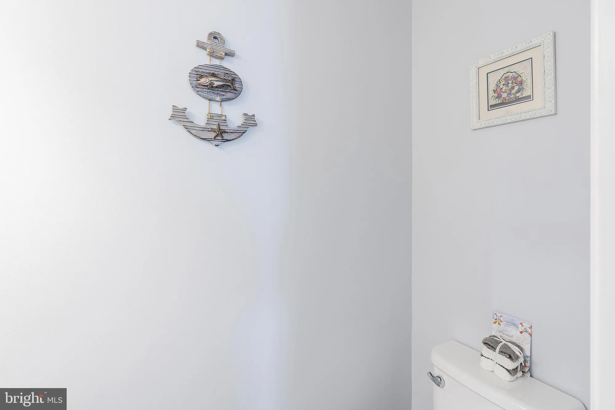 Property Slideshow image 16 of 36 | 90 westbrook dr, Toms River, NJ, 08757